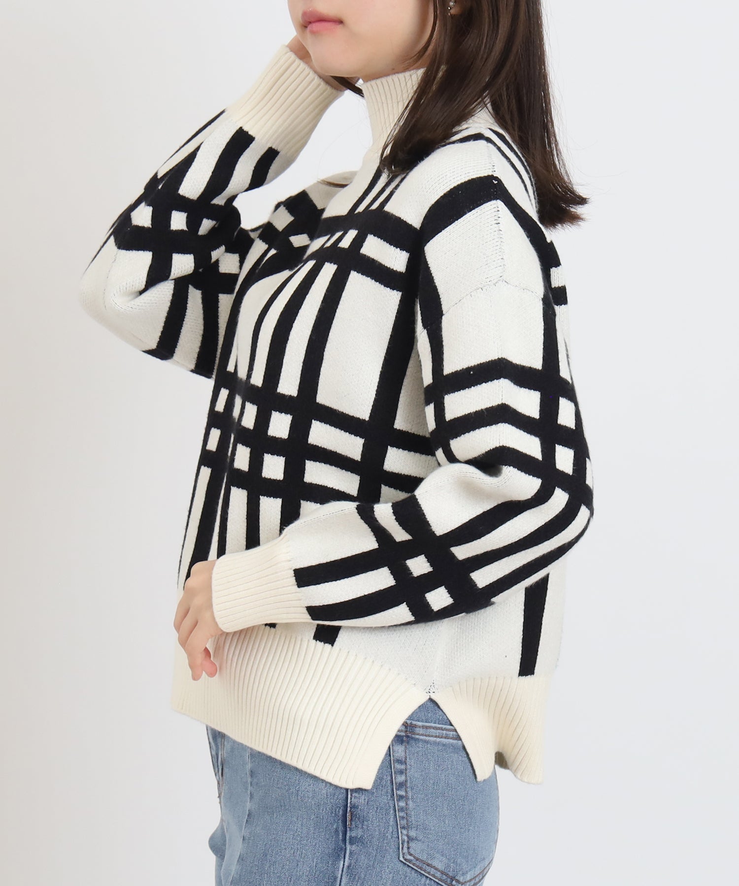 ホワイト×ブラック model:156 着用サイズ:M