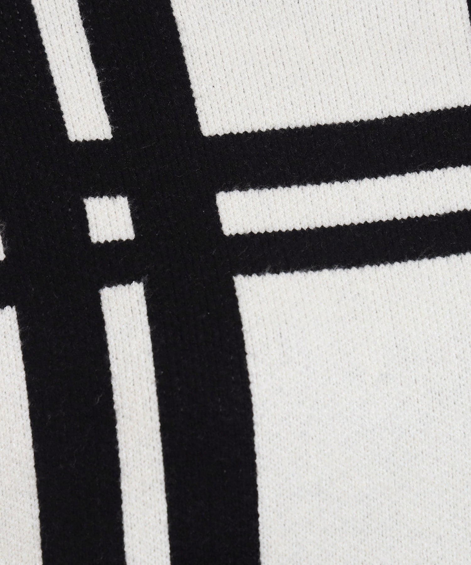 ホワイト×ブラック