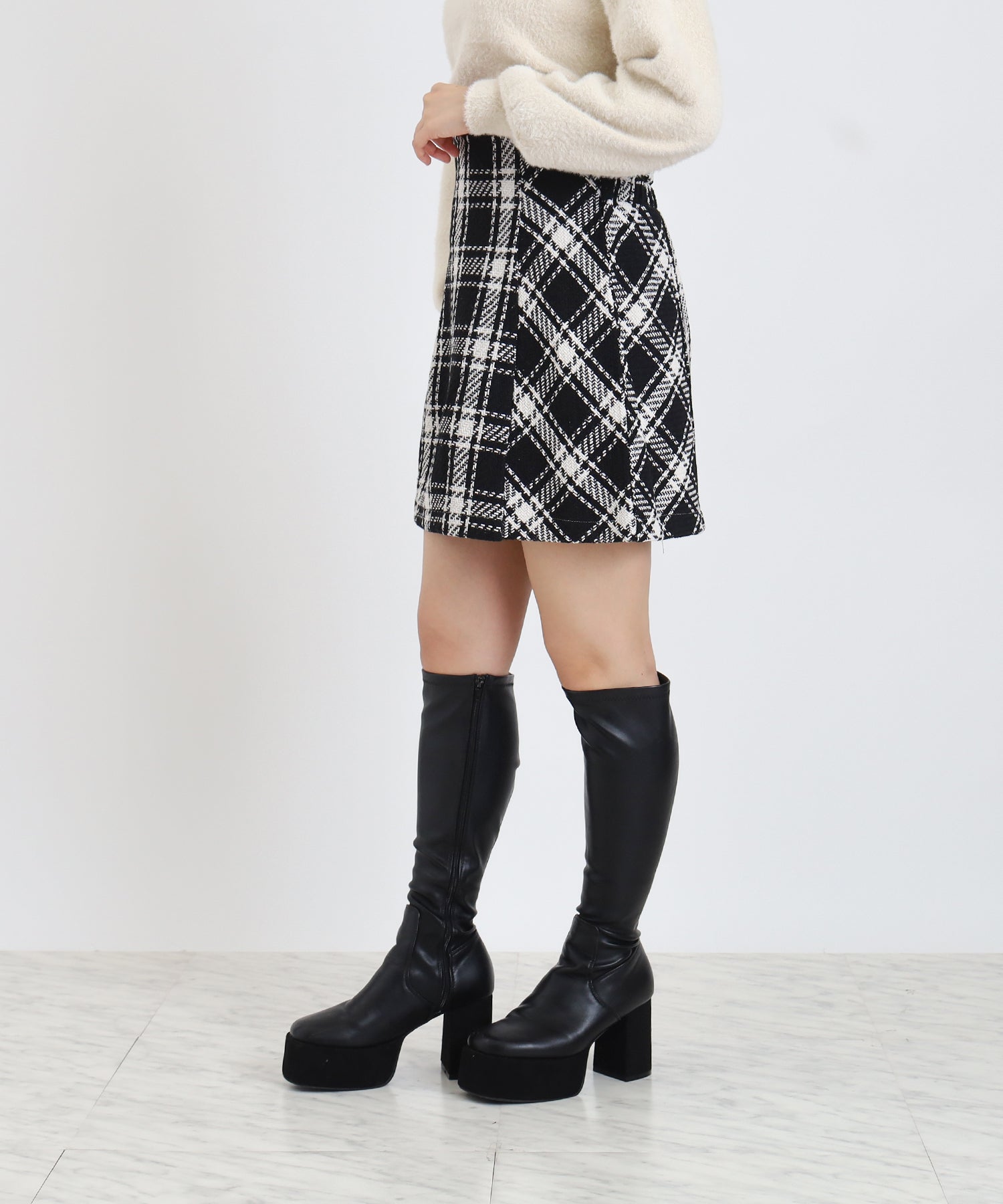 ブラック model:156 着用サイズ:M