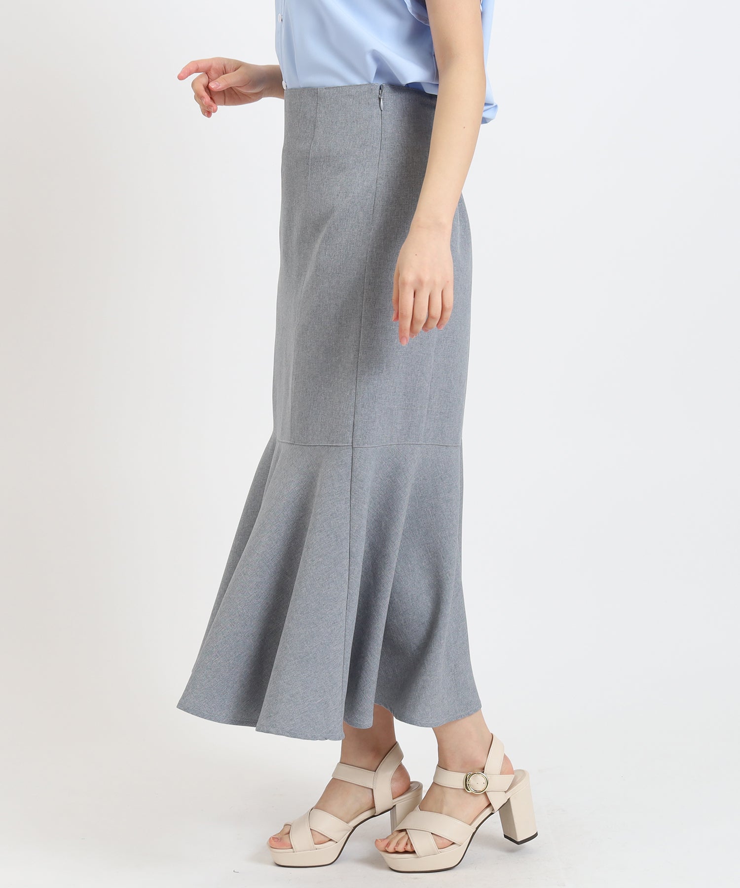 ライトグレー model:156 着用サイズ:M