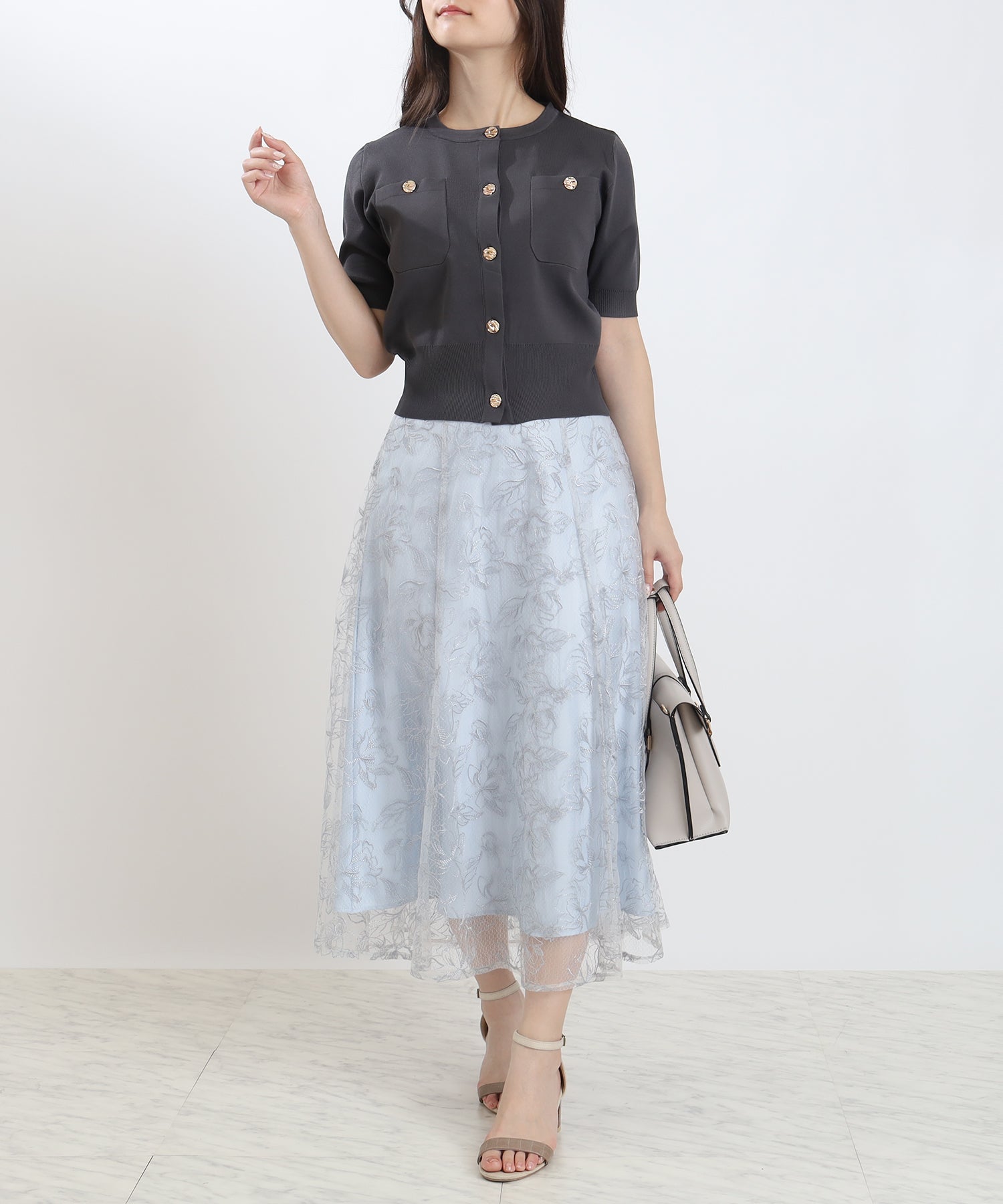 チャコール model:160 着用サイズ:M