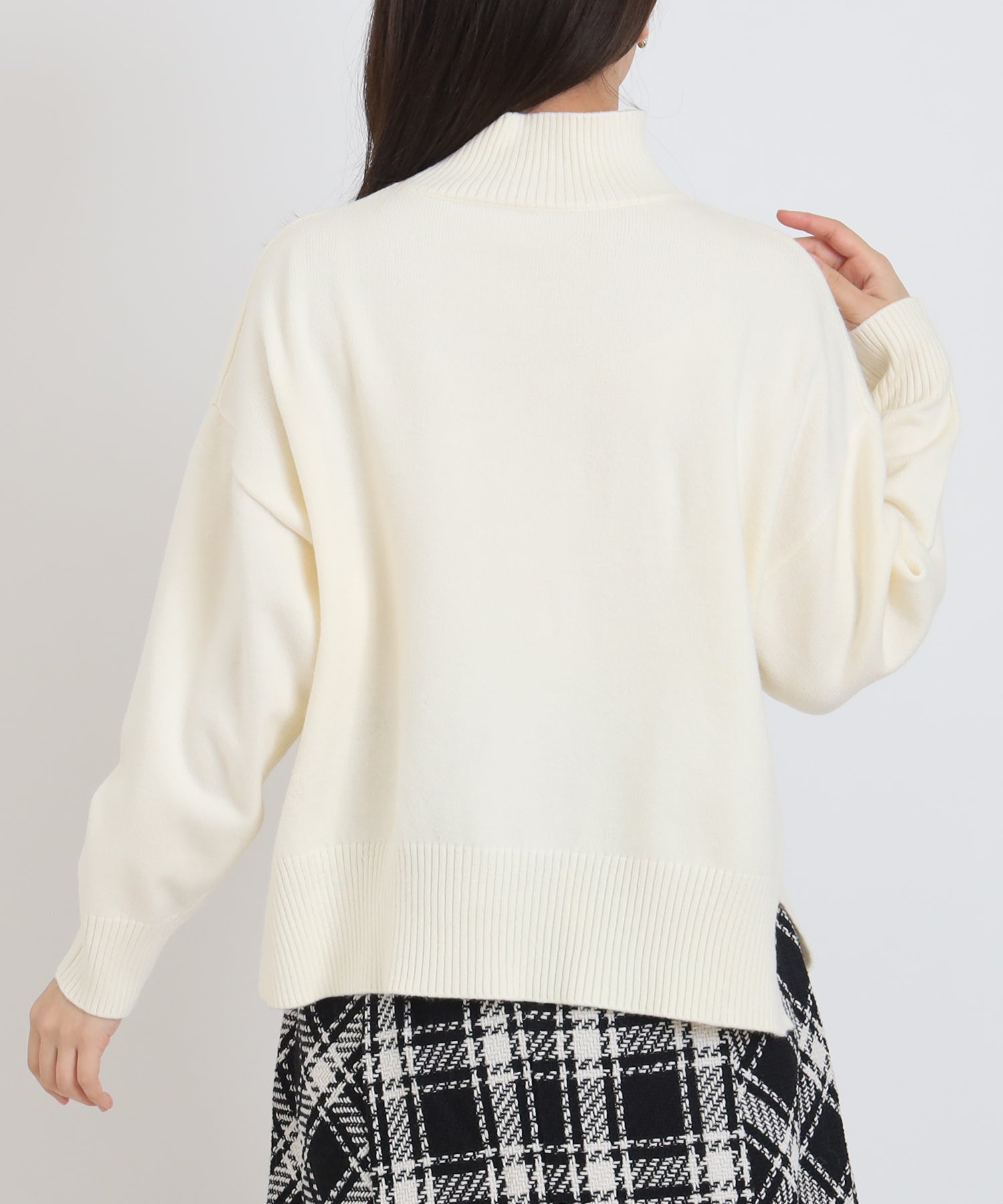 ホワイト model:156 着用サイズ:M