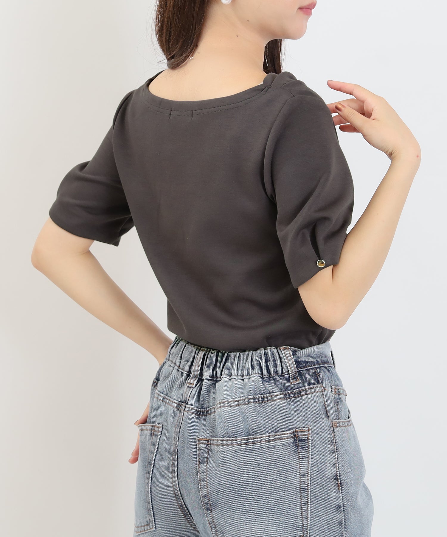ミディアムグレー model:156 着用サイズ:M