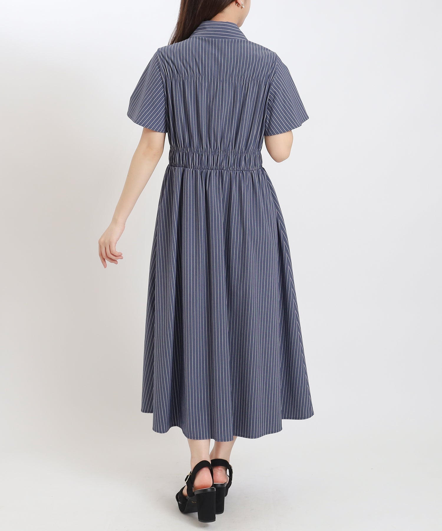 ネイビー model:156cm 骨格ウェーブ 着用サイズ:M