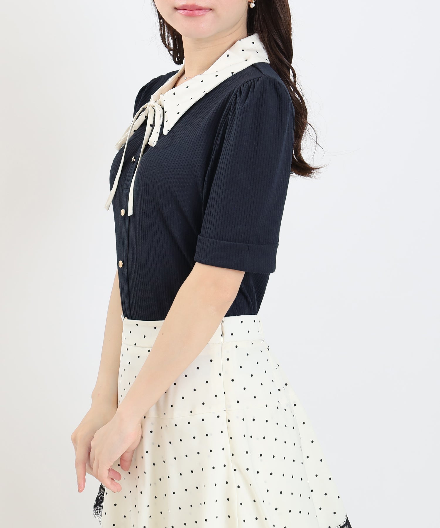チャコール model:156 着用サイズ:M