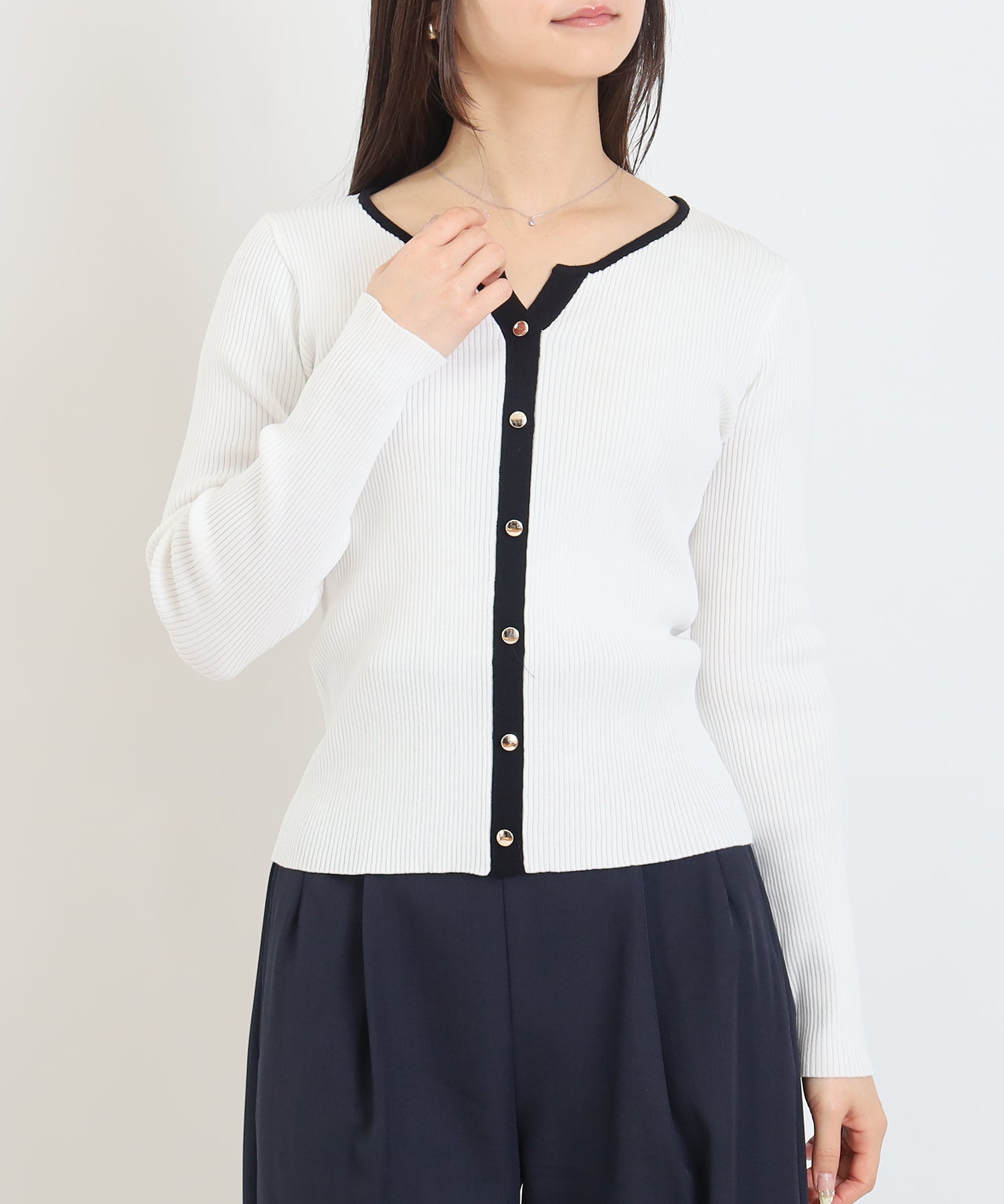 ホワイト×ブラック