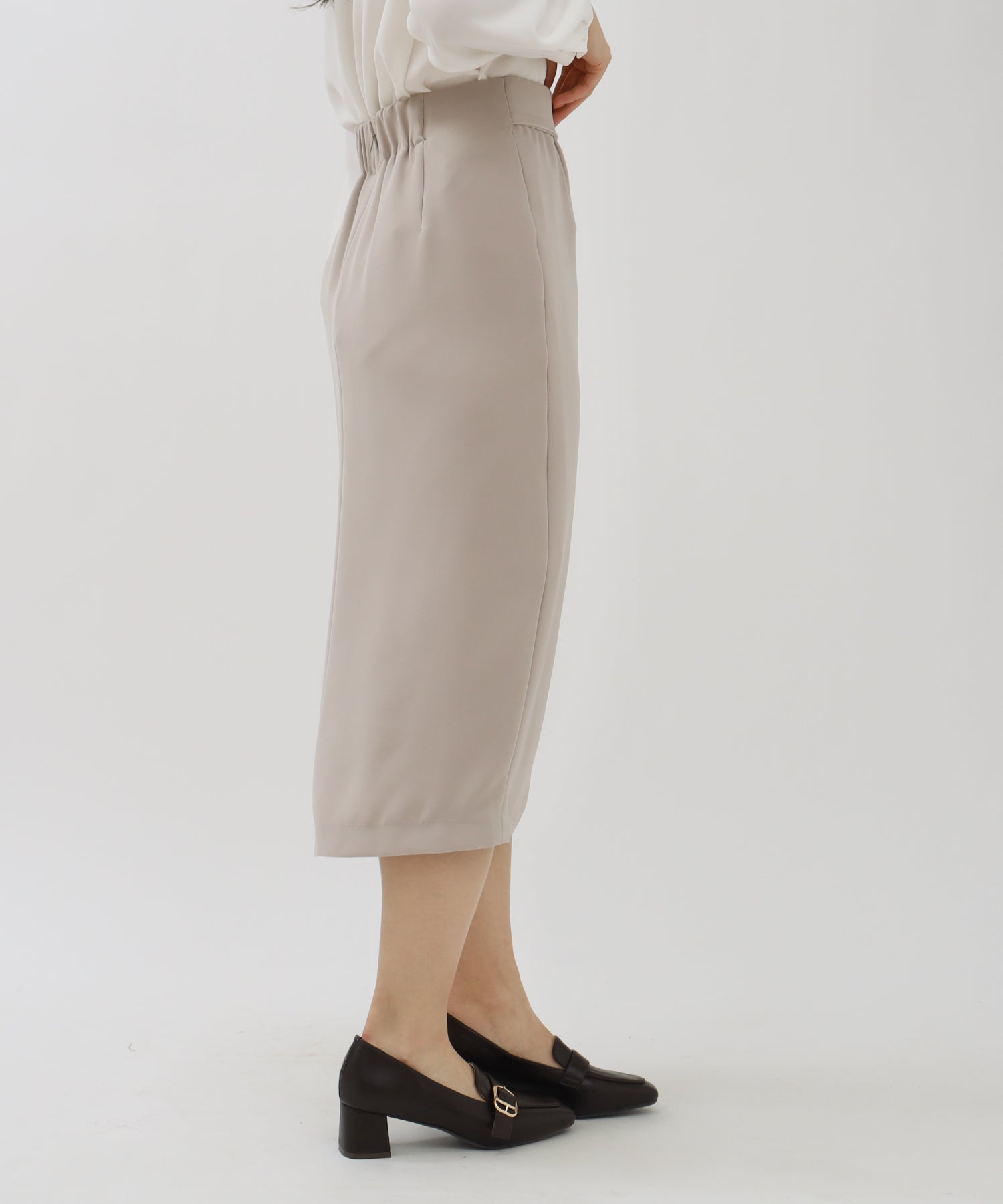 ベージュ model:160㎝ 着用サイズ:S