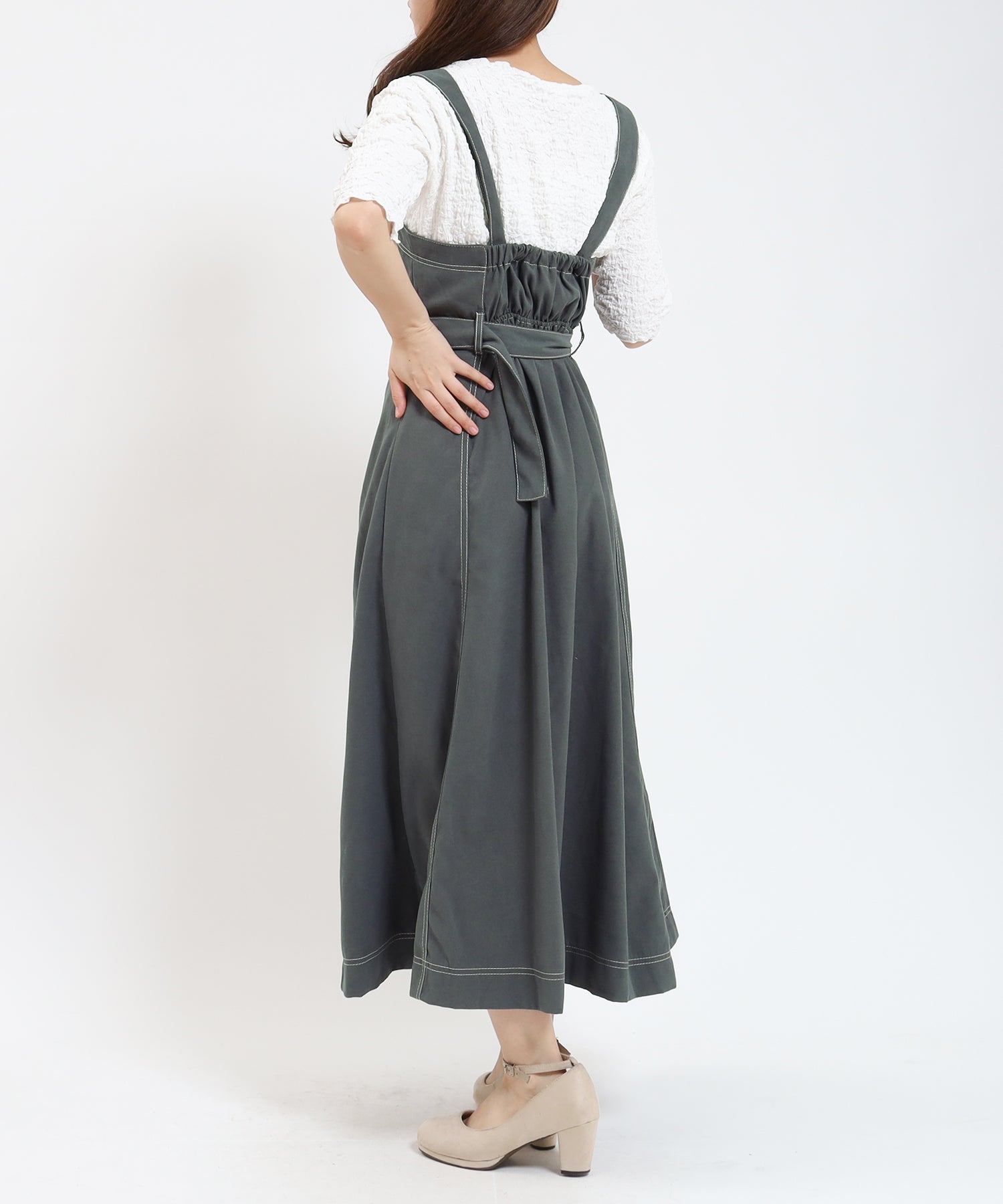 チャコール model:155cm/骨格ウェーブ 着用サイズ:M