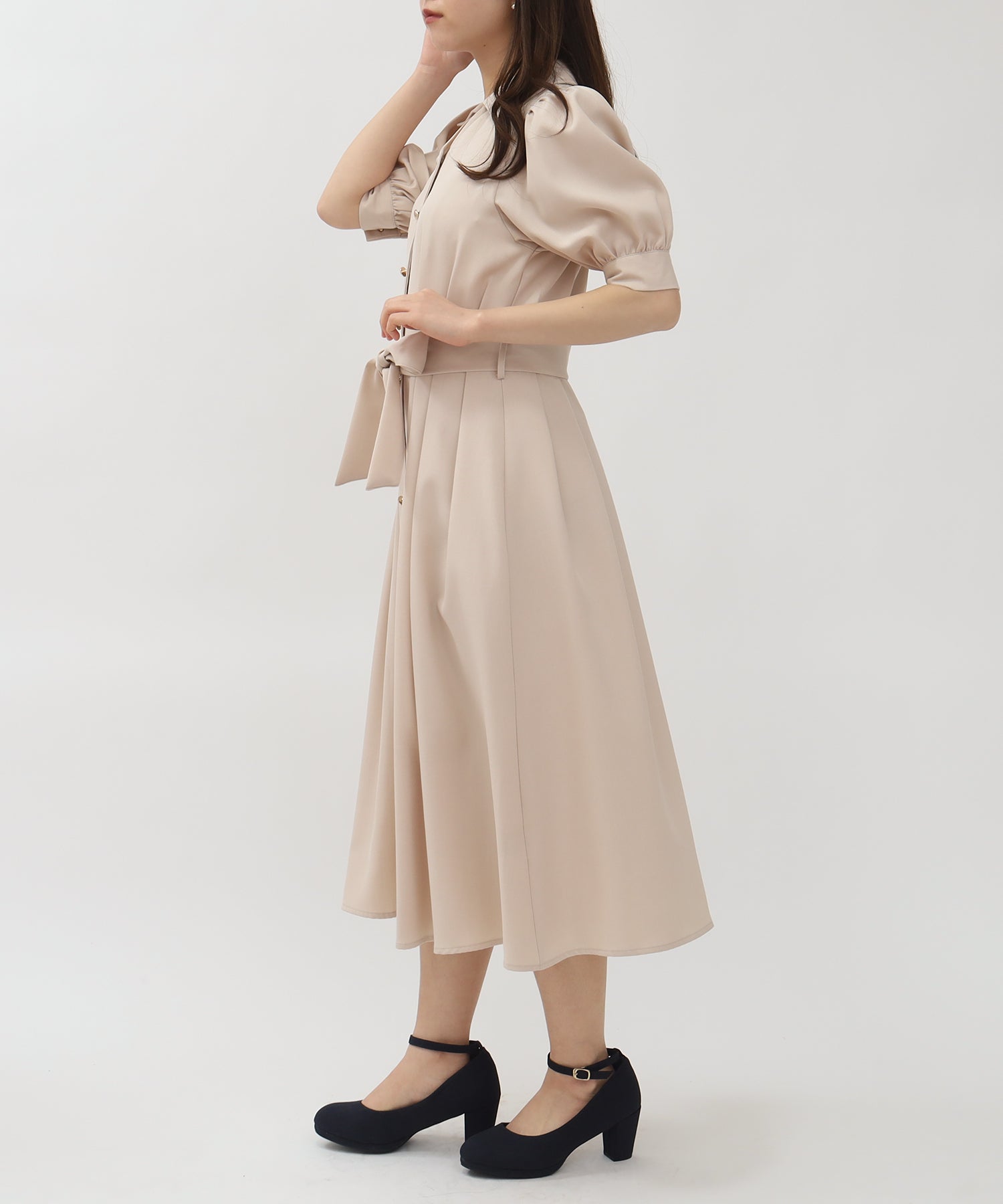 ベージュ model:156 着用サイズ:S