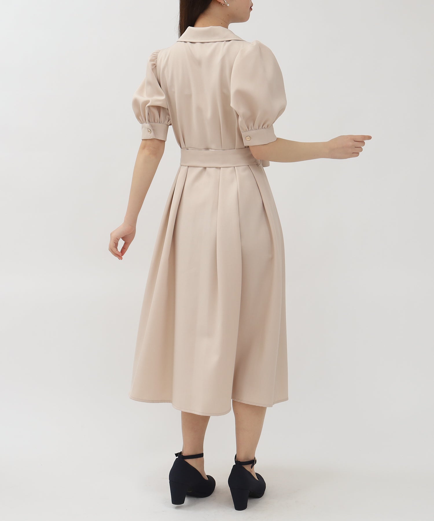 ベージュ model:156 着用サイズ:S