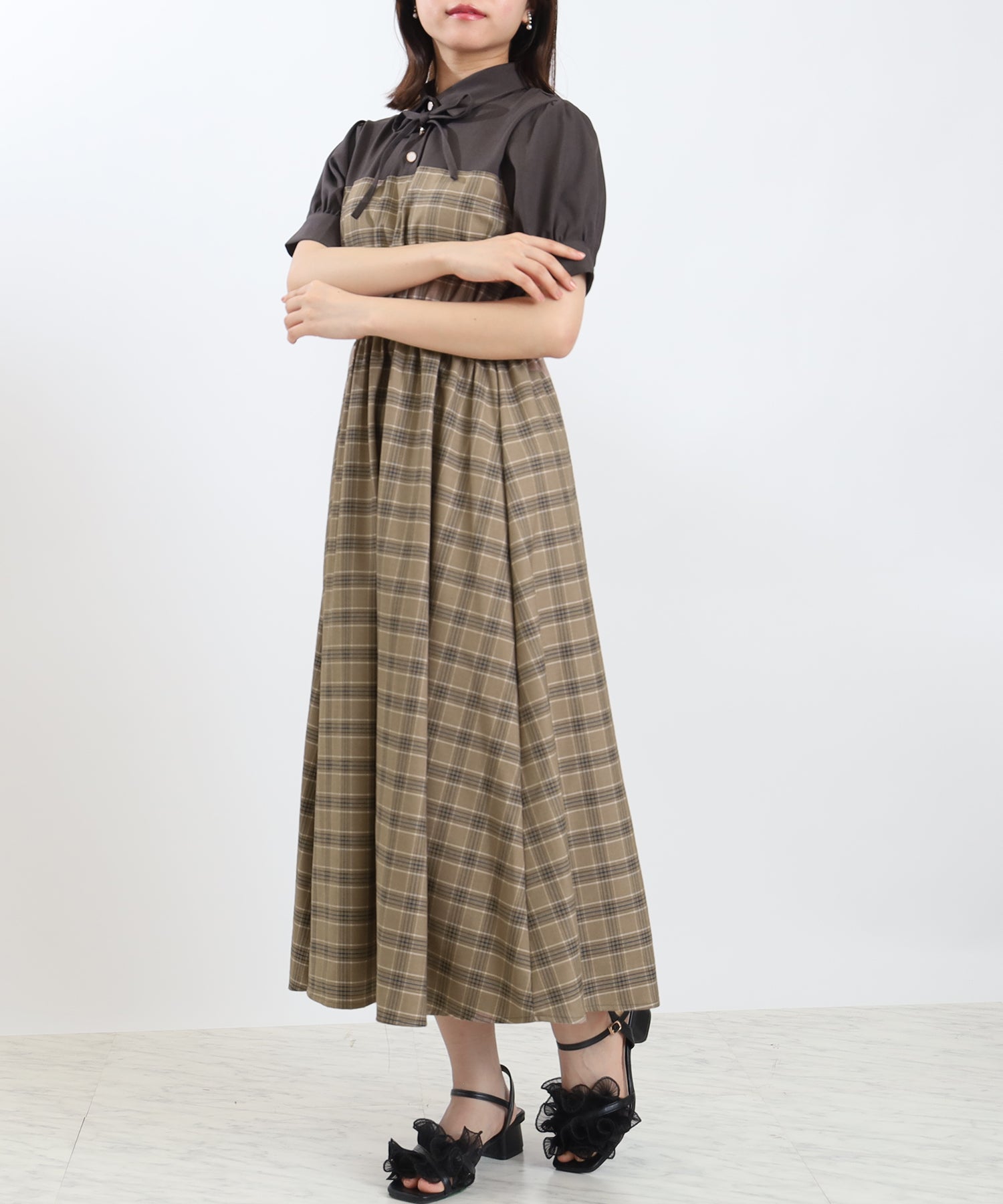 チャコール model:156 着用サイズ:M