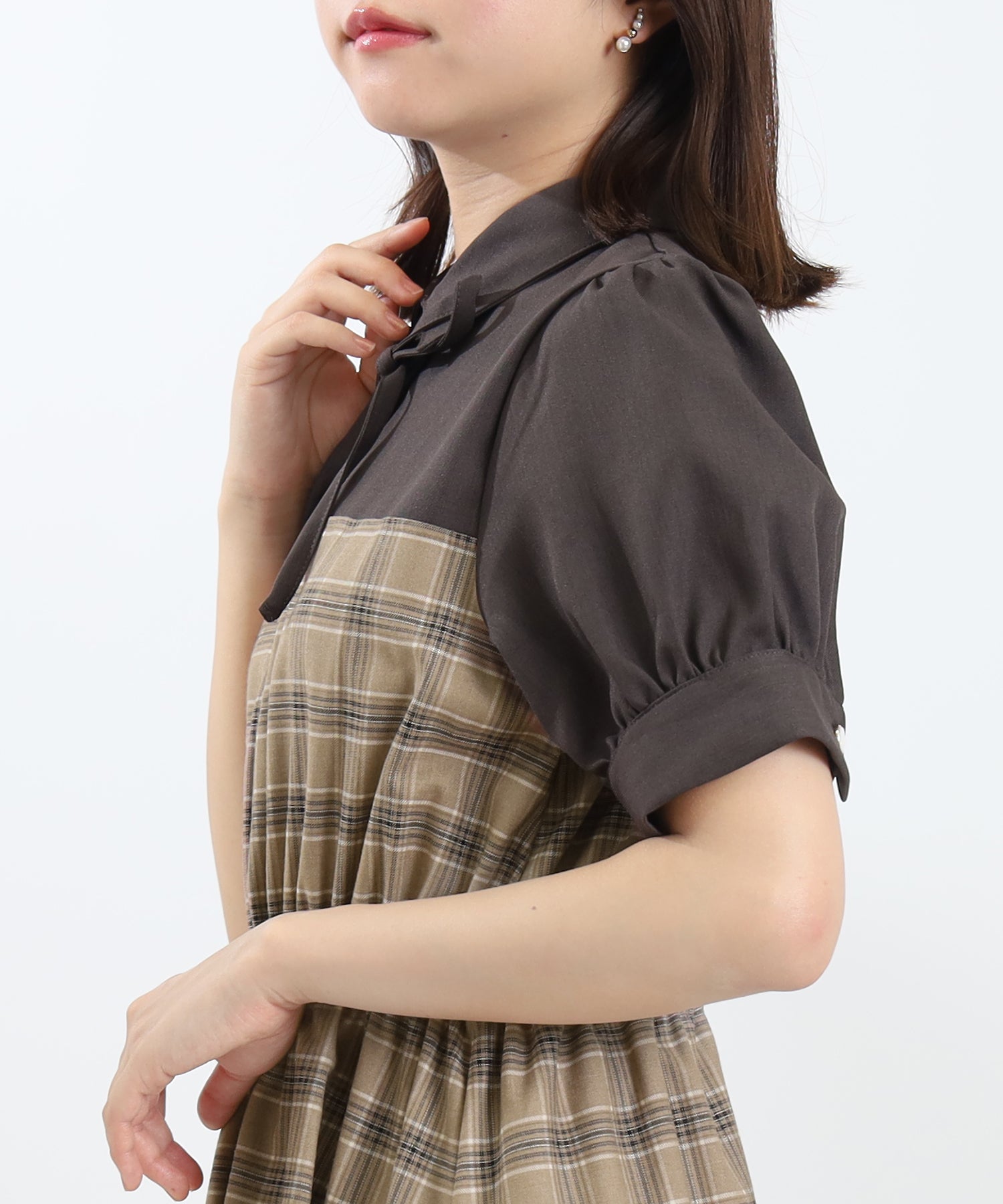 チャコール model:156 着用サイズ:M