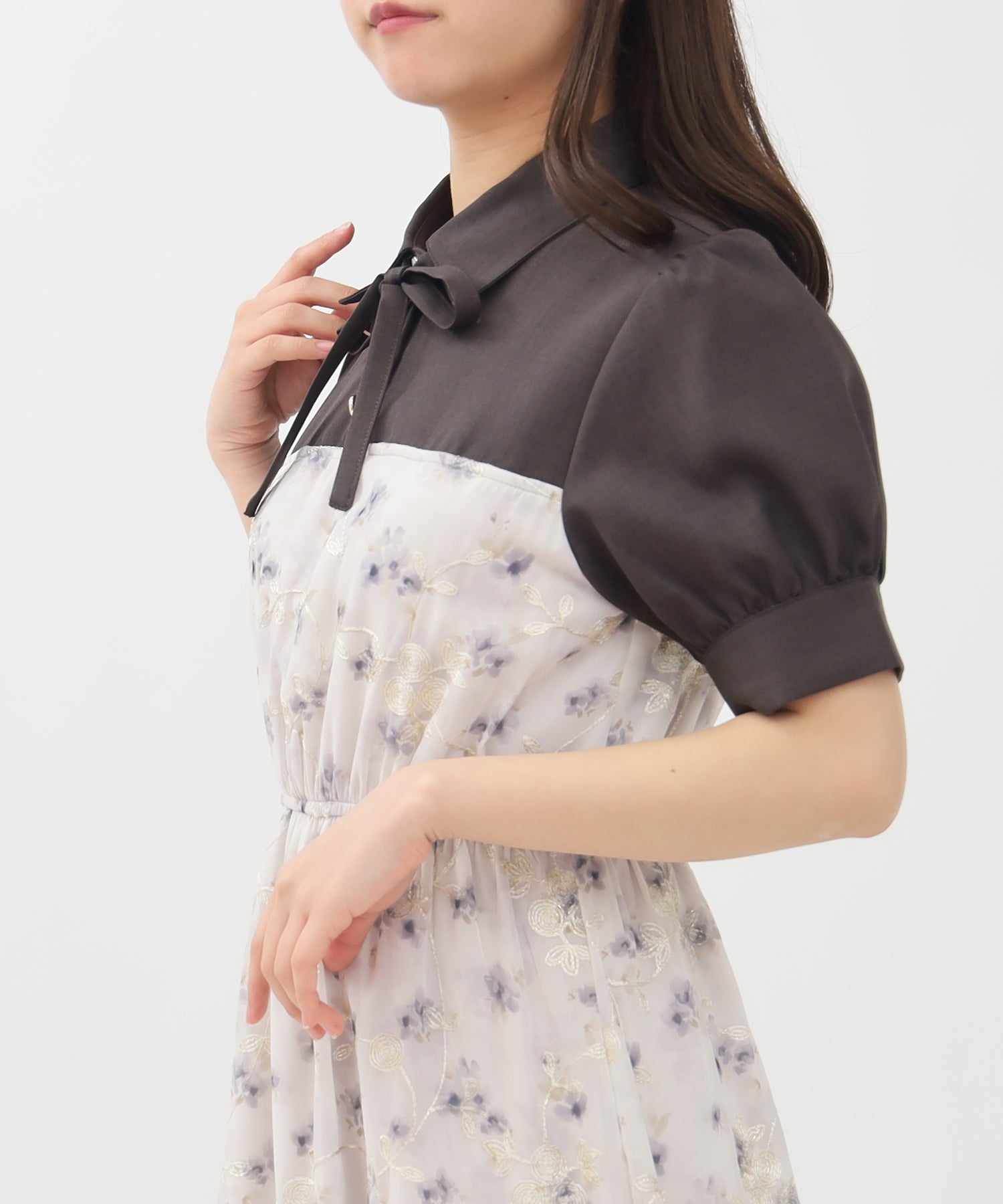 チャコール model:156 着用サイズ:M