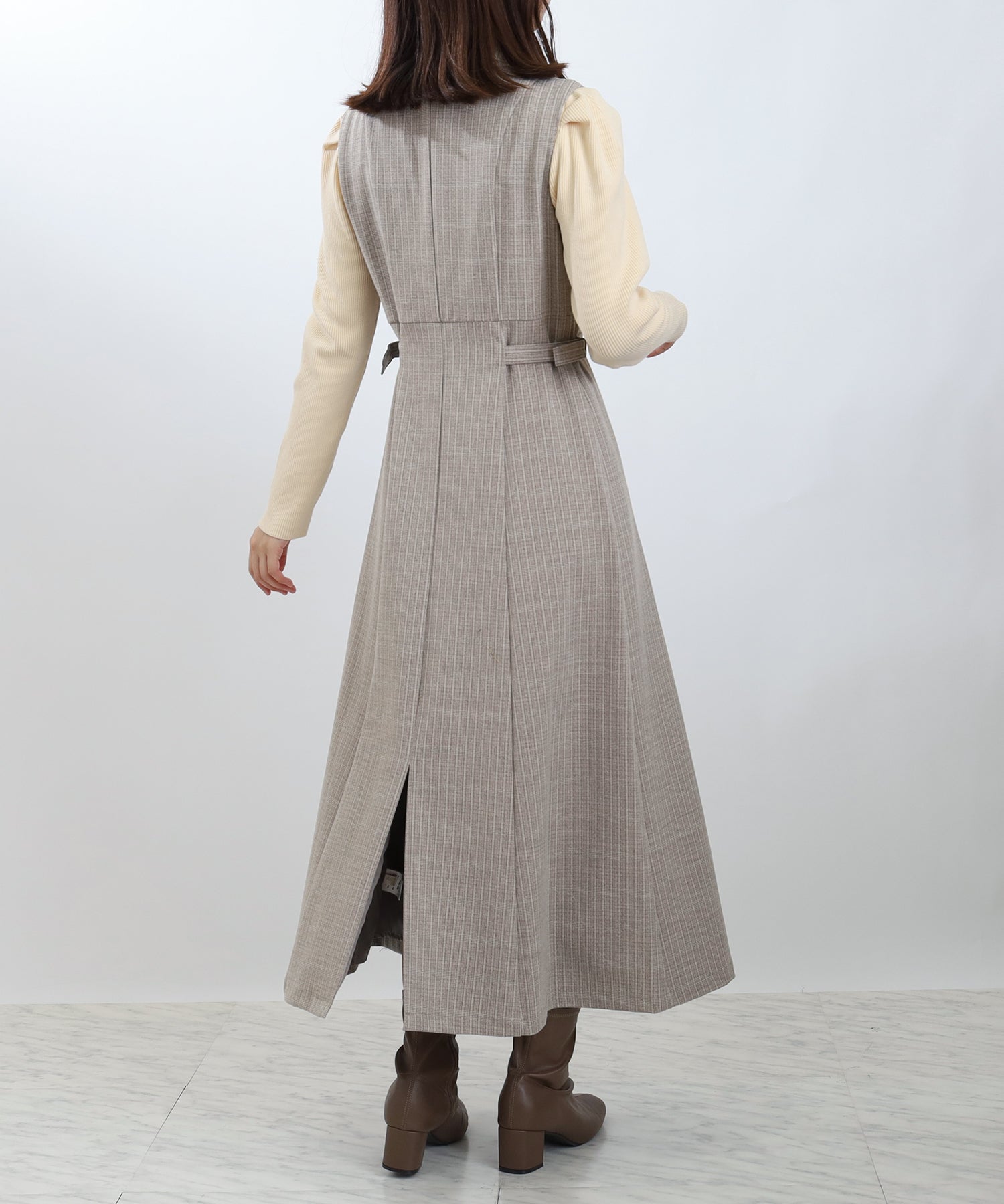 グレージュ model:156 着用サイズ:M
