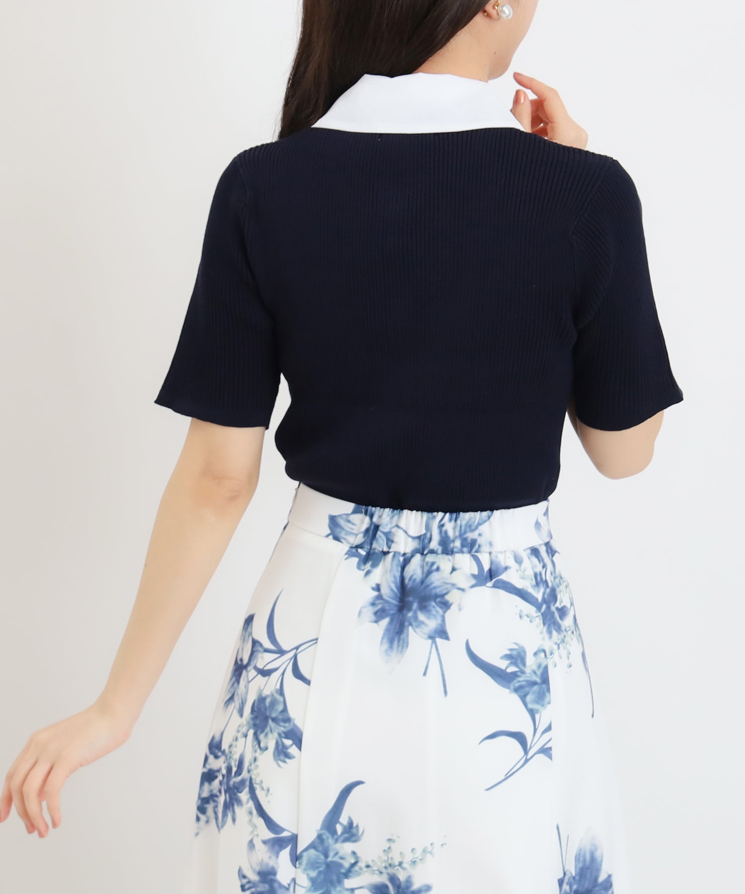 ネイビー(襟ホワイト) model:156 着用サイズ:M