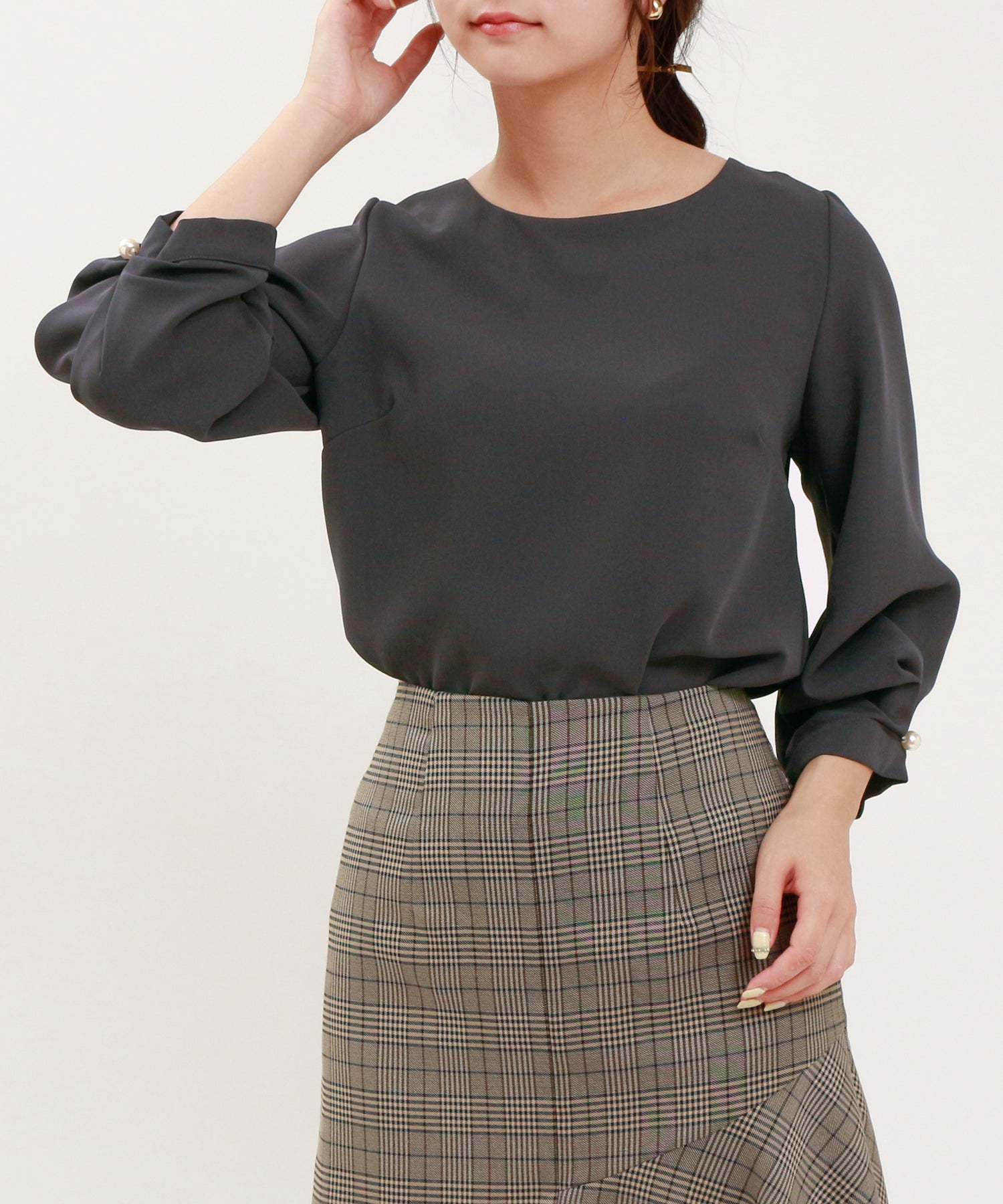 チャコール model:160cm/骨格ウェーブ 着用サイズ:M