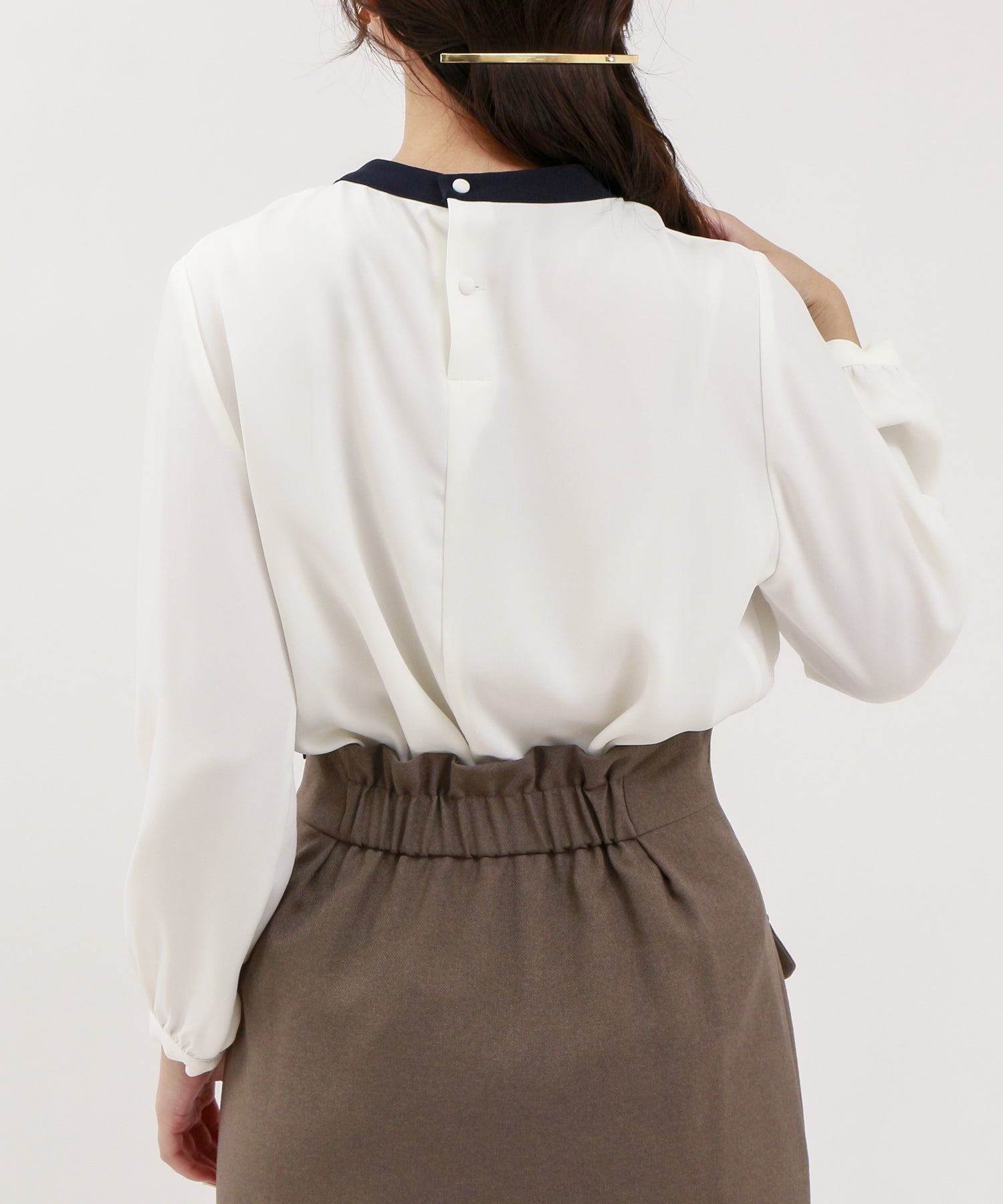 ホワイト×ネイビー model:160cm/骨格ウェーブ 着用サイズ:M