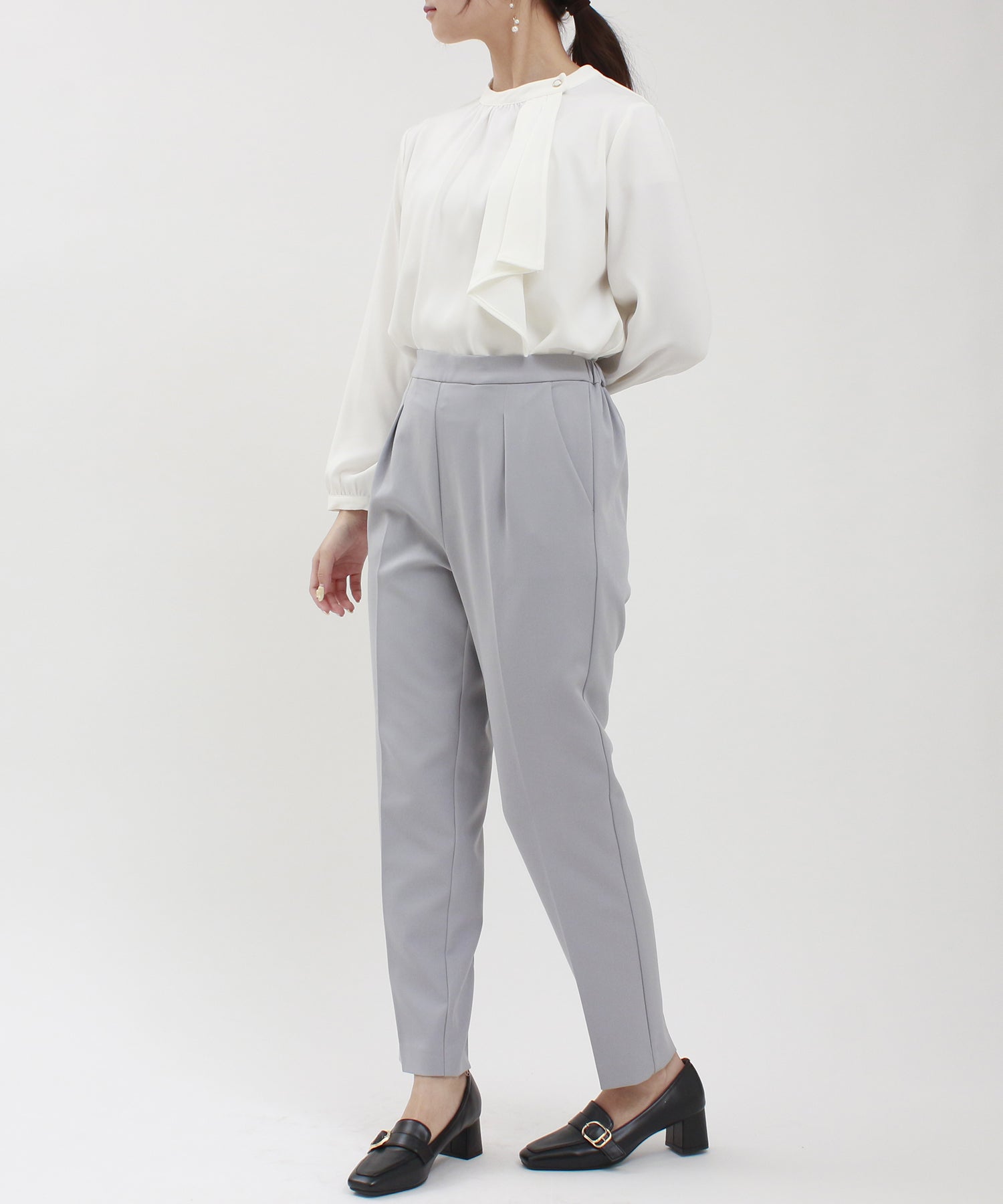 ホワイト model:160cm/骨格ウェーブ 着用サイズ:M