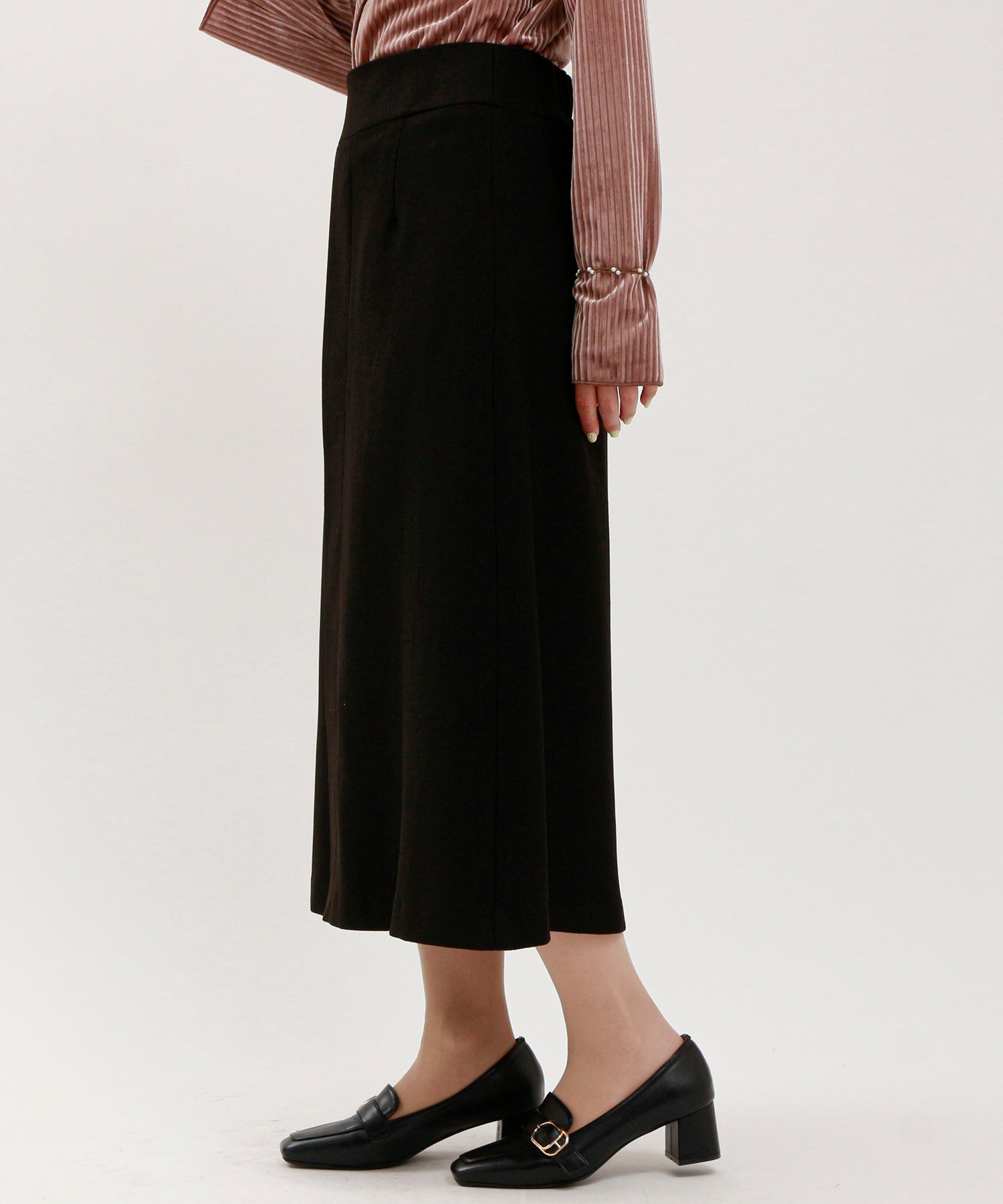 ブラック model:160cm/骨格ウェーブ 着用サイズ:M
