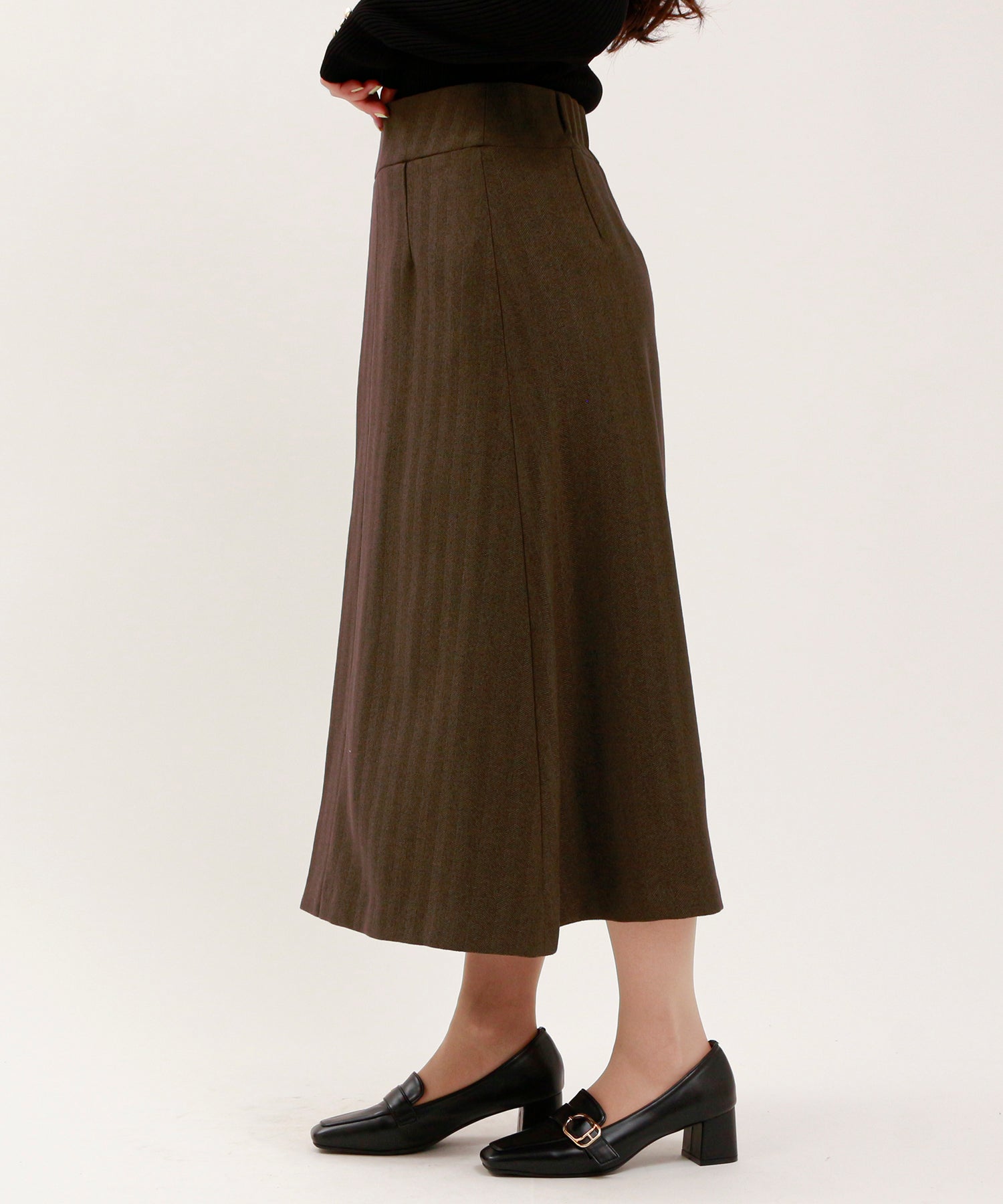 ブラウン model:160cm/骨格ウェーブ 着用サイズ:M