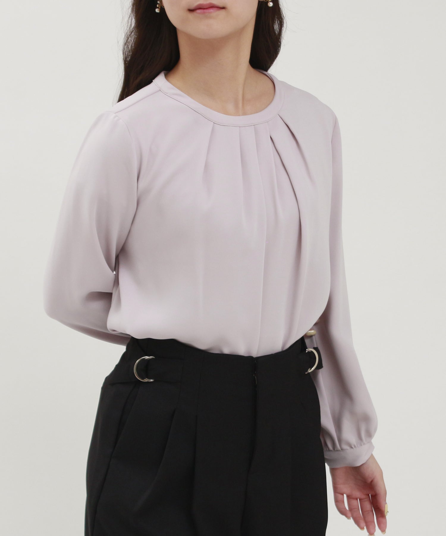 ピンクベージュ