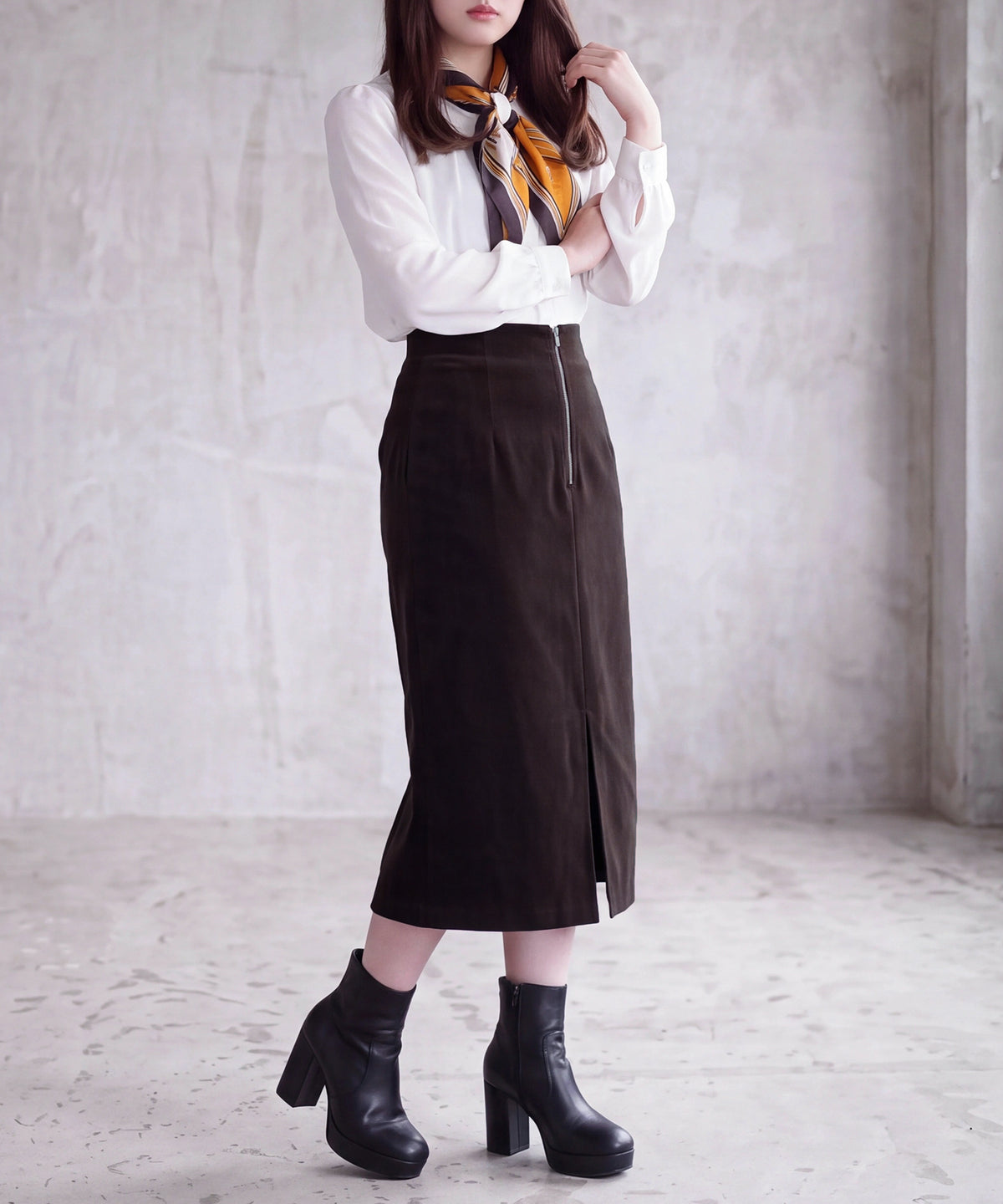 ブラウン(AI画像)　model：160cm　着用サイズ：S