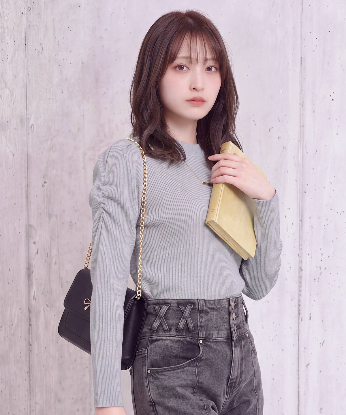 ライトグレー(AI画像) model：160cm 着用サイズ：M