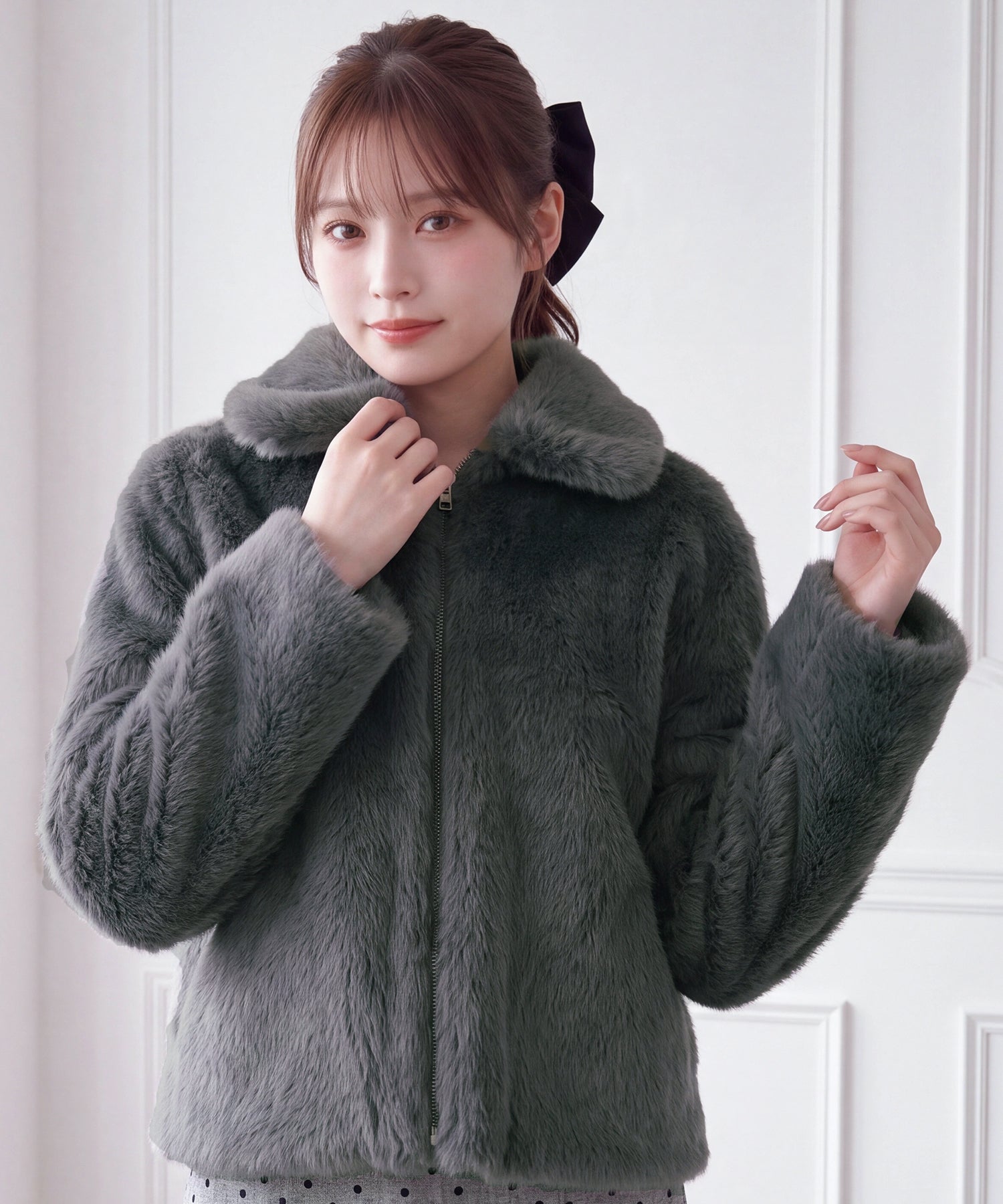 チャコール (AI画像) model:160cm 着用サイズ: M