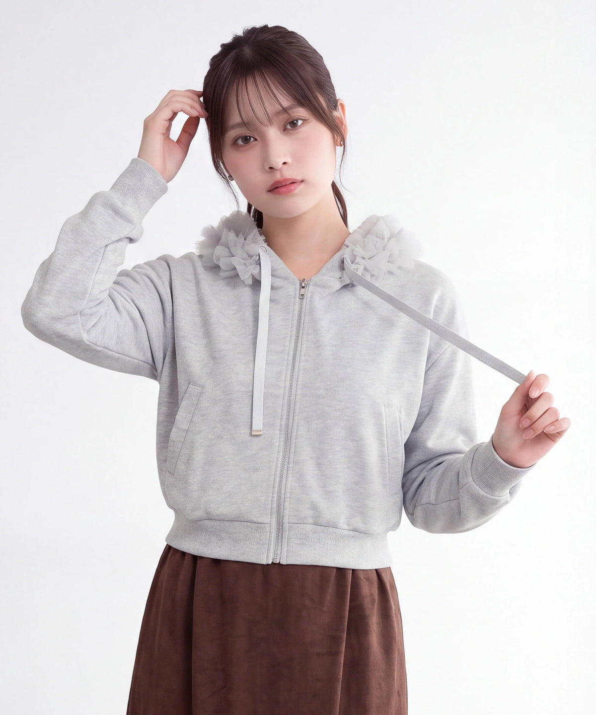 ライトグレー(AI画像)model：160cm　着用サイズ：M