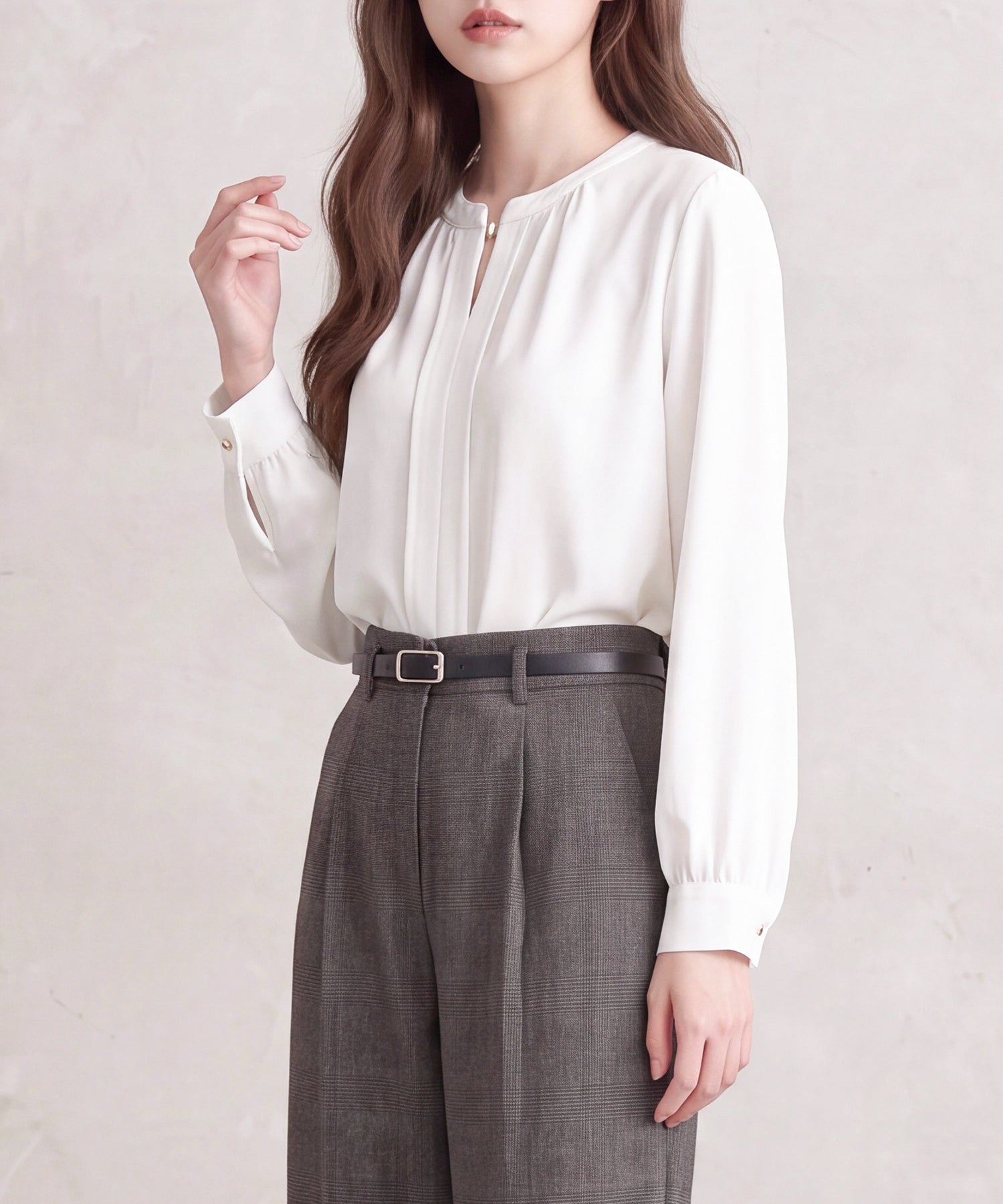 ホワイト(AI画像)　model：160　着用アイテム：M