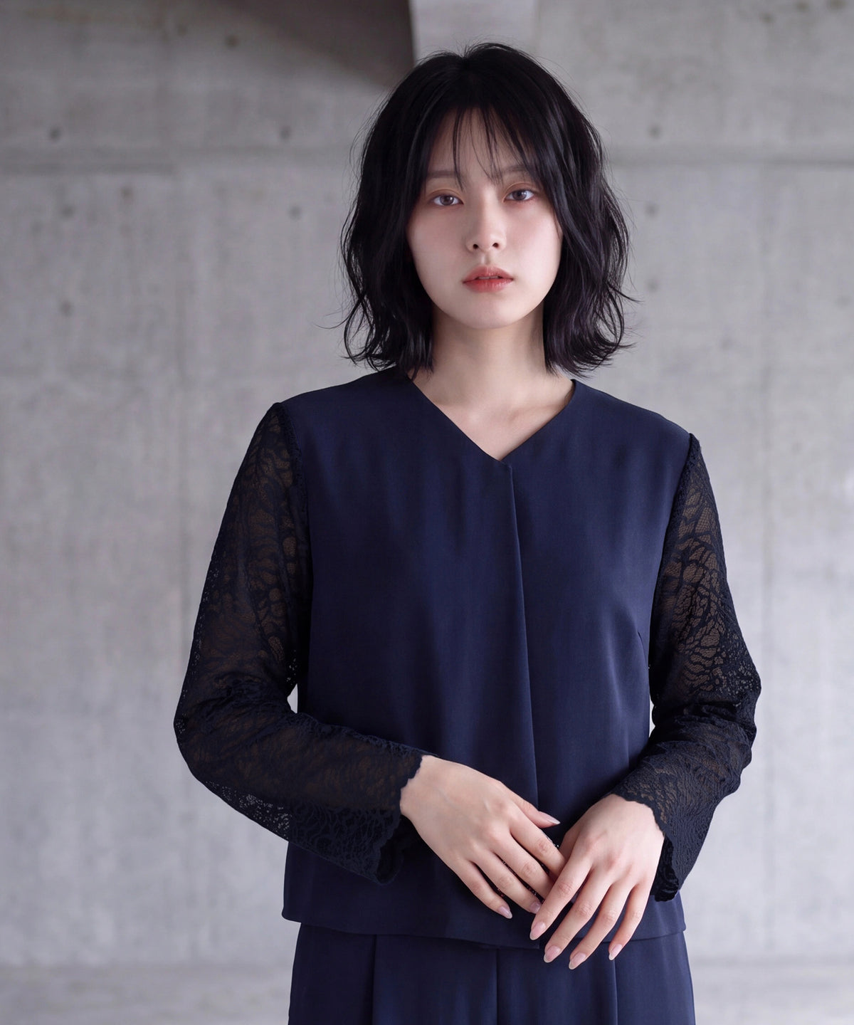 ネイビーAI画像)　model：160cm　着用サイズ：M