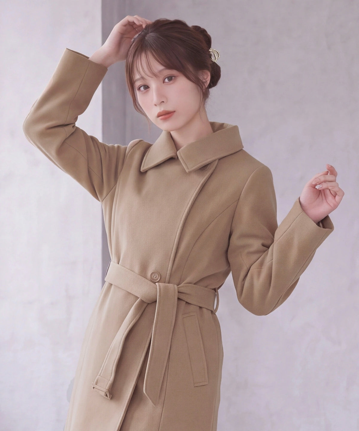 ベージュ(AI画像)　model：160cm　着用サイズ：M