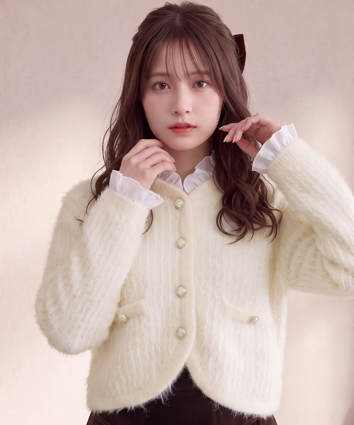 ホワイト(AI画像)model：160cm　着用サイズ：M