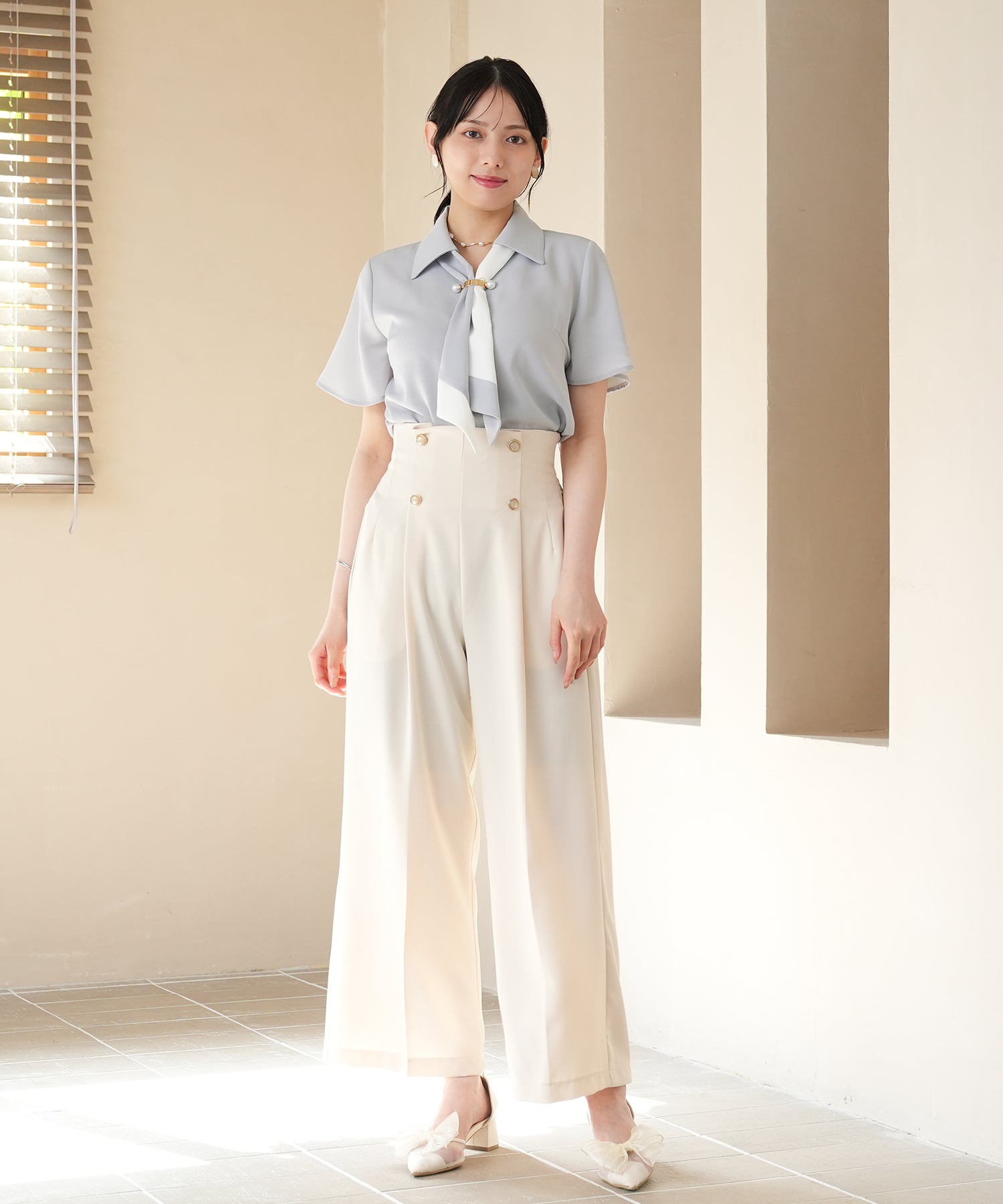 ライトグレー　model：164cm　着用サイズ：M
