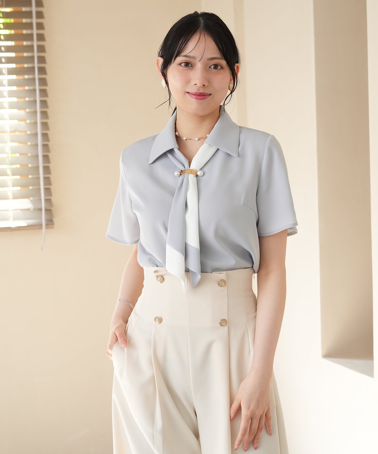 ライトグレー　model：164cm　着用サイズ：M