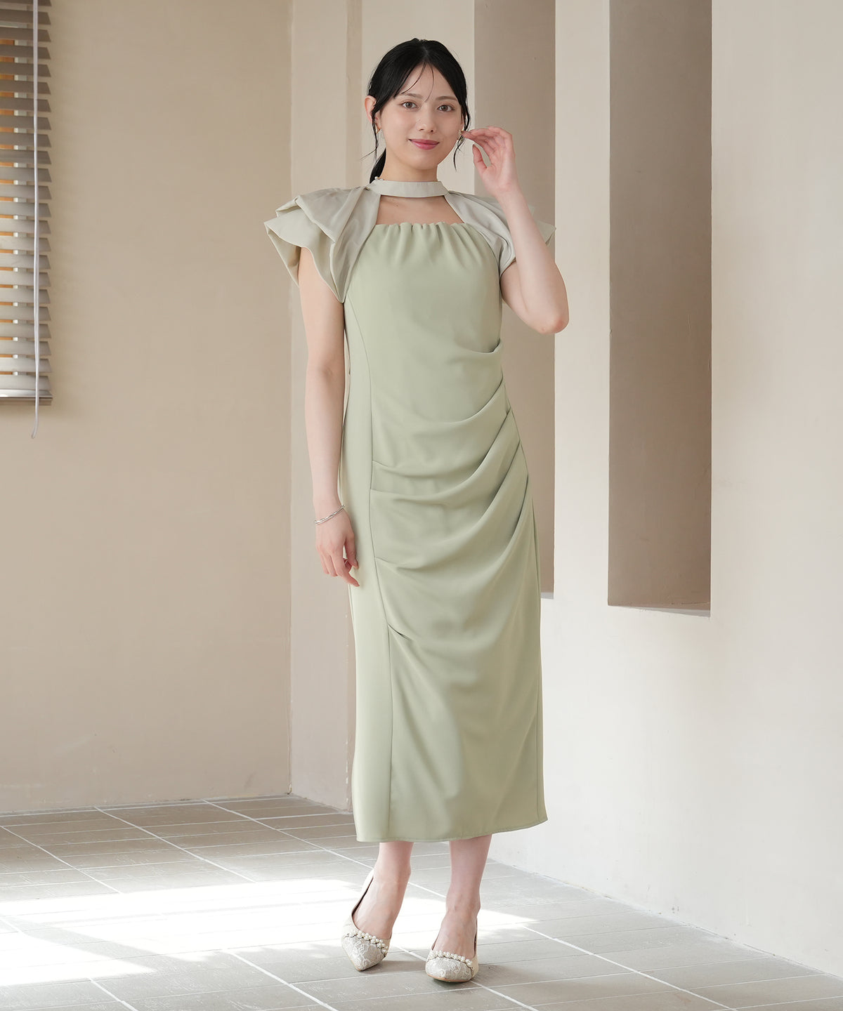 グリーン　MODEL：164　着用サイズ：M