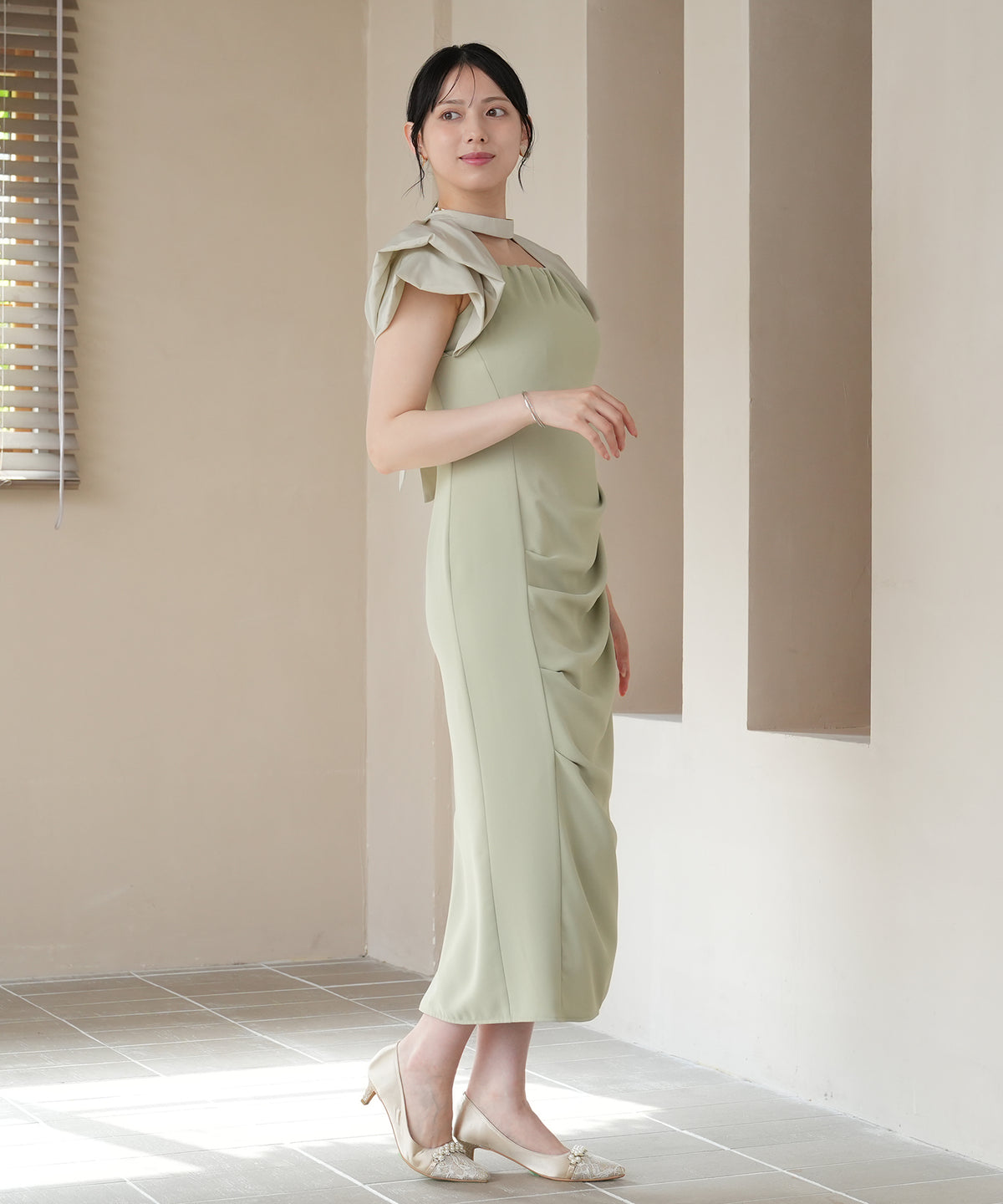 グリーン　MODEL：164　着用サイズ：M
