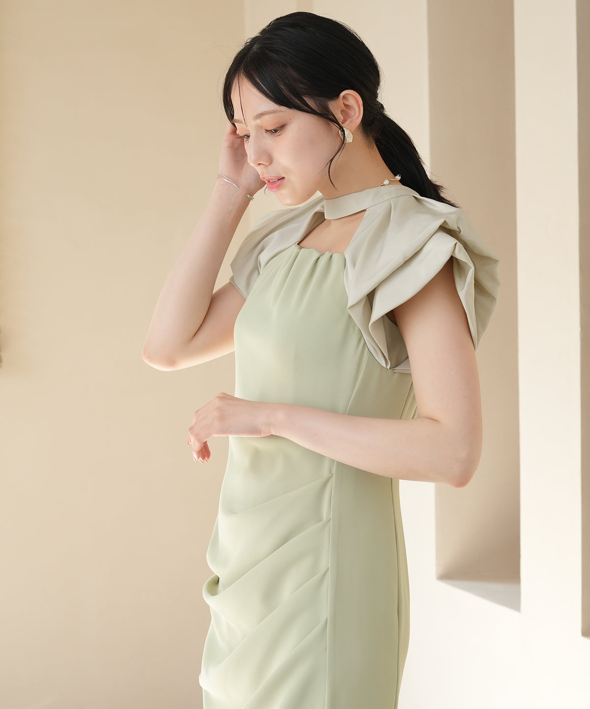 グリーン　MODEL：164　着用サイズ：M