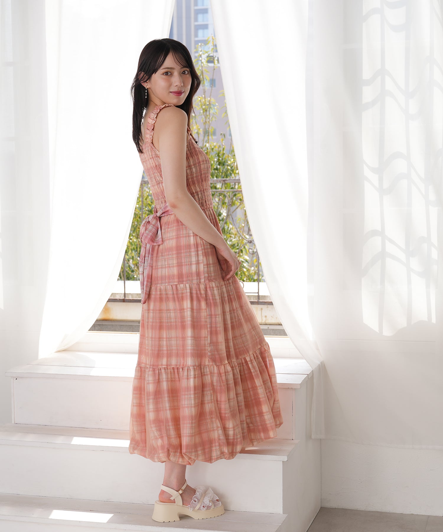 レッド model：164㎝ 着用サイズ：M