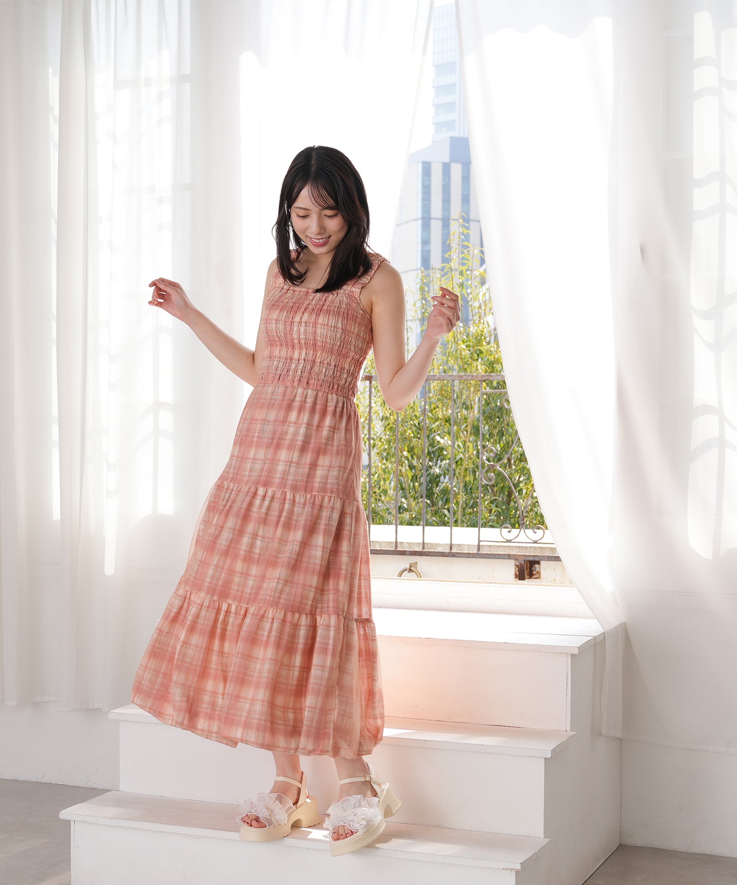 レッド model：164㎝ 着用サイズ：M