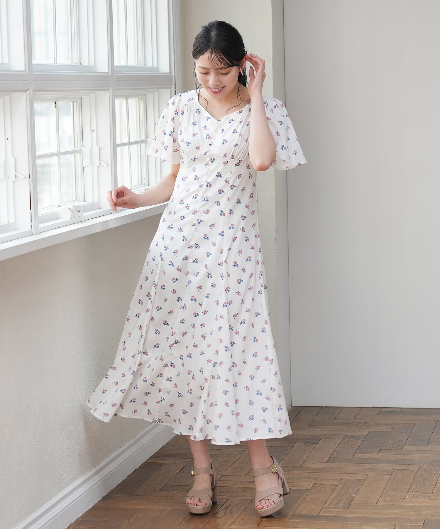 ホワイト　model：164　着用サイズ：M