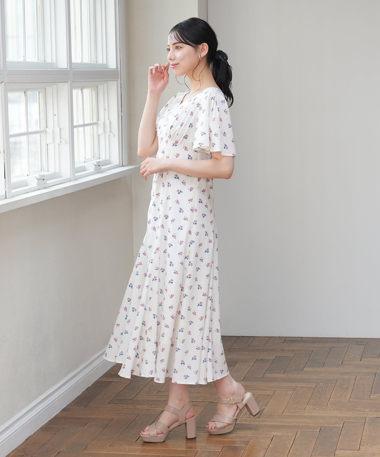 ホワイト　model：164　着用サイズ：M