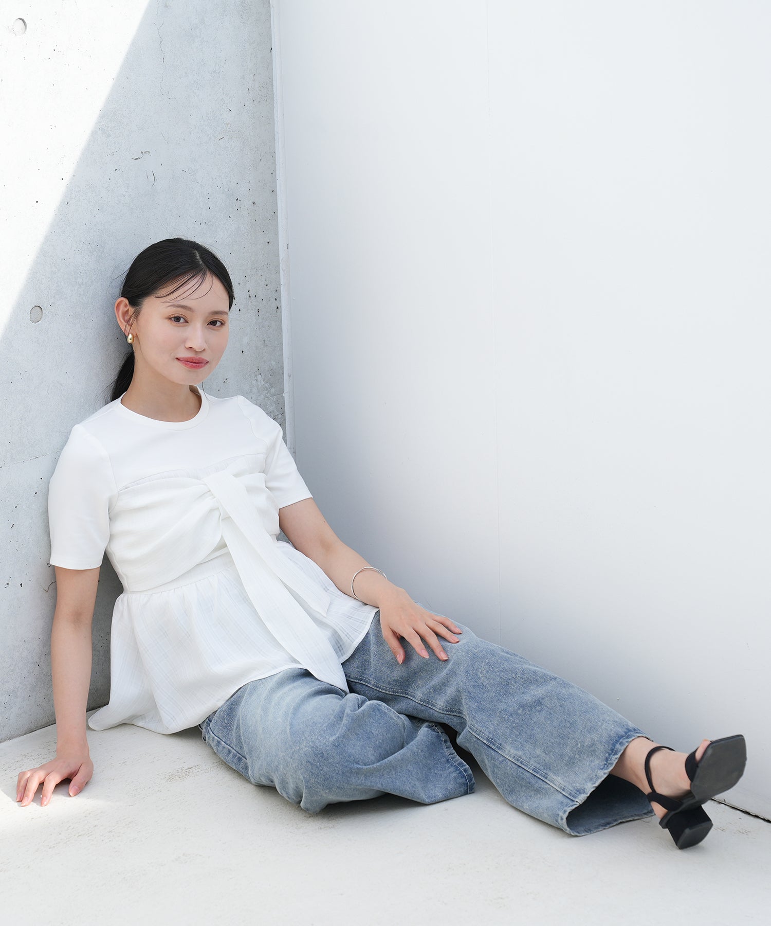 ホワイト　model：165　着用サイズ：M