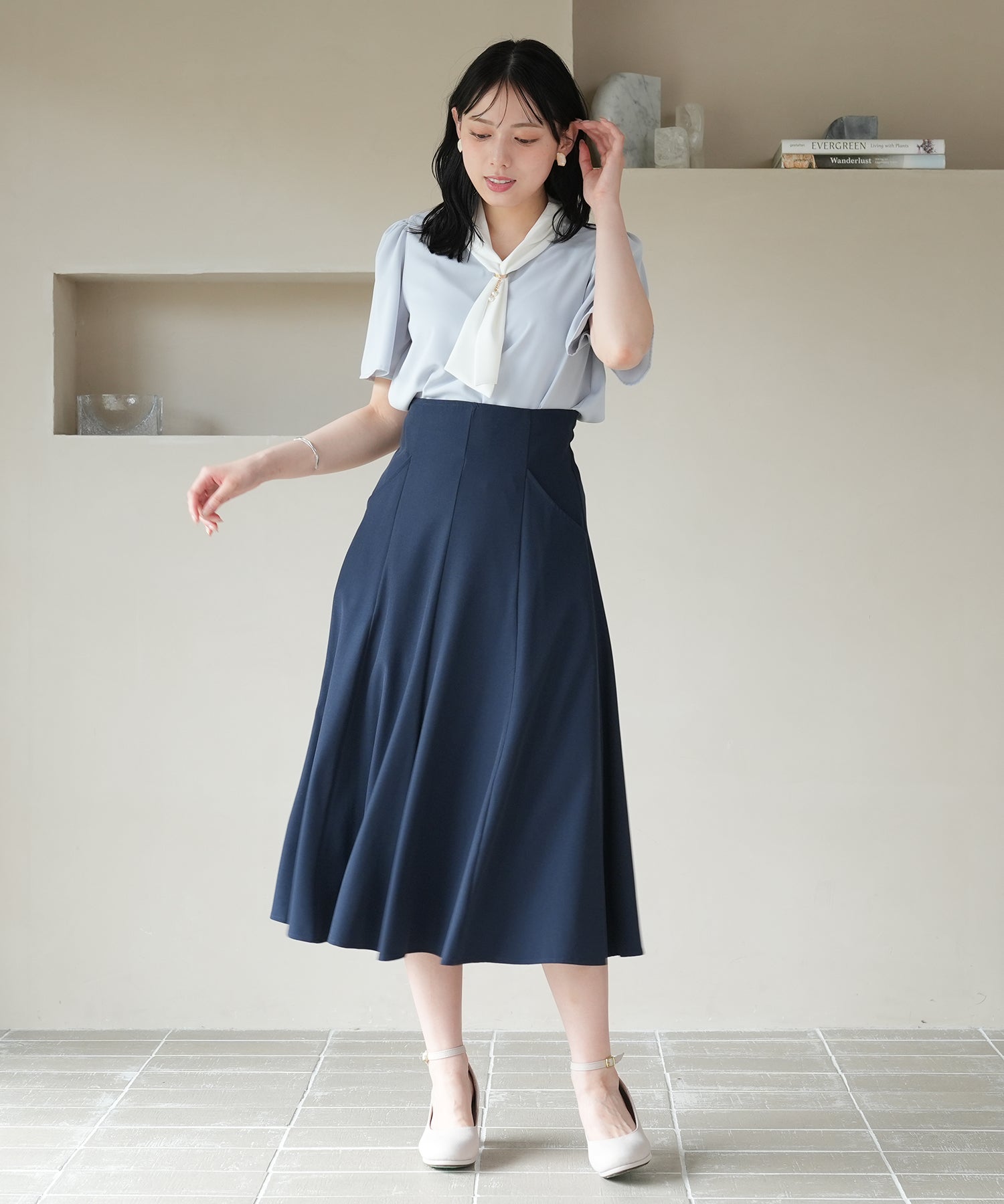 ネイビー