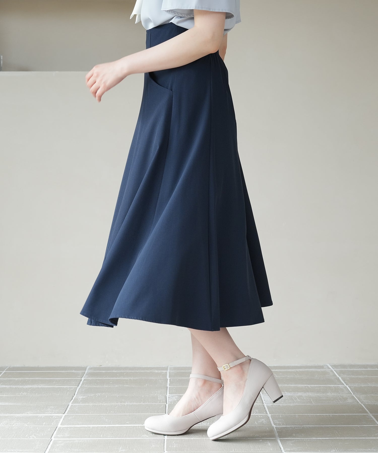 ネイビー　model：164　着用サイズ：M