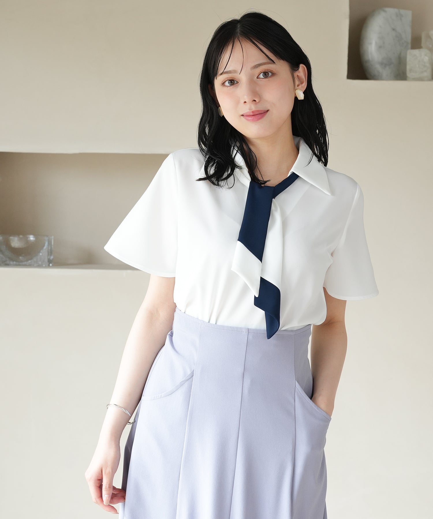ホワイト　model：164cm　着用サイズ：M