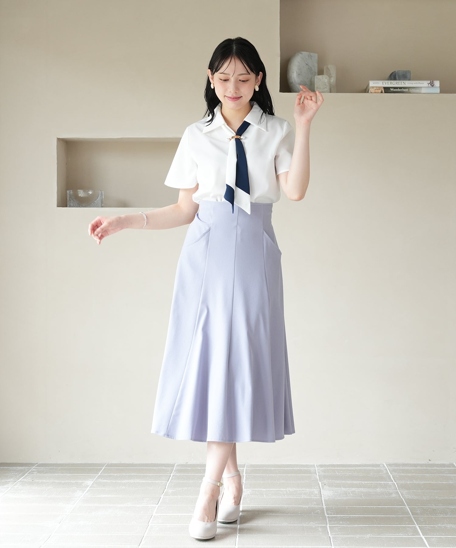 ホワイト　model：164cm　着用サイズ：M