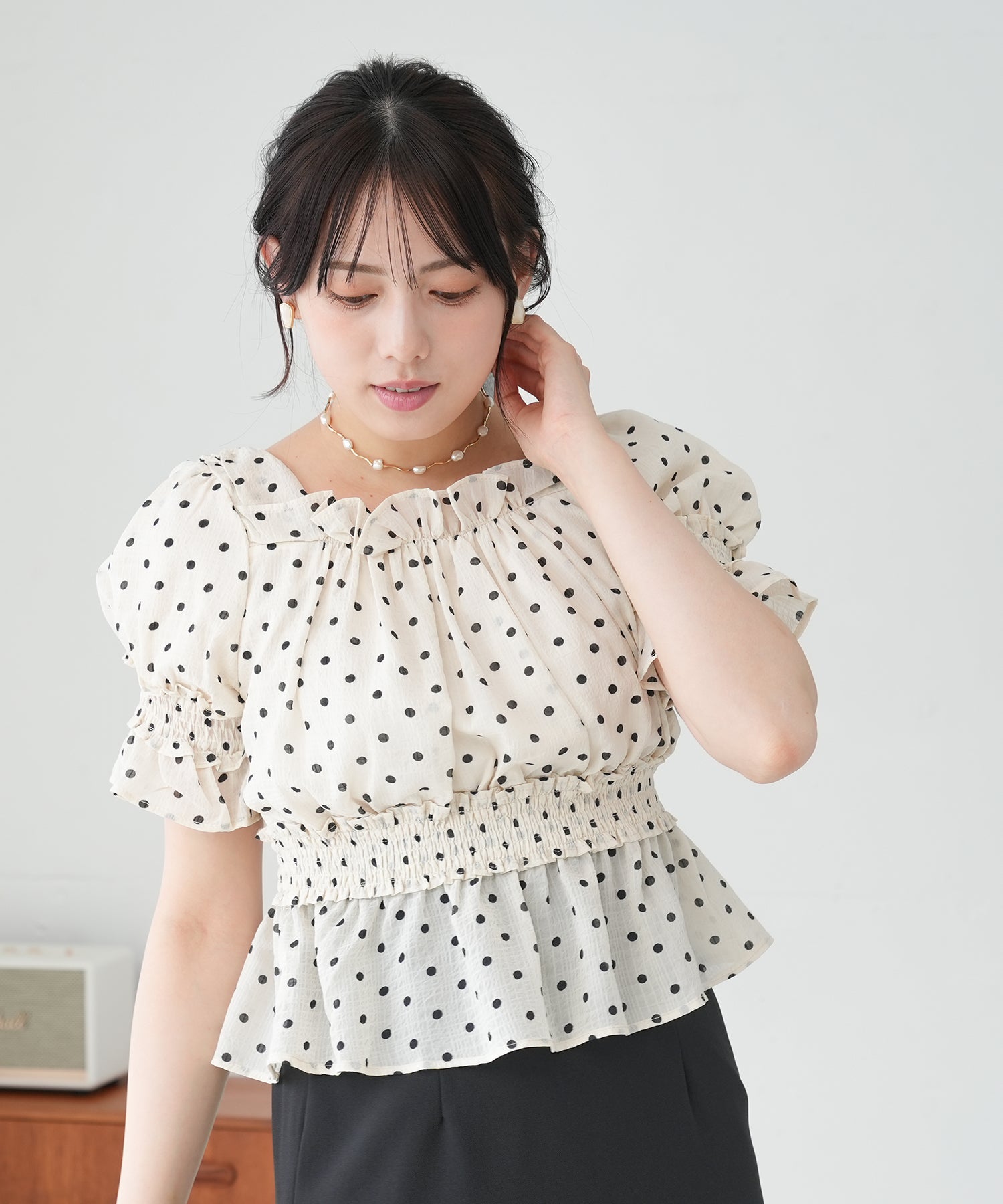 アイボリー　model：164　着用サイズ：M