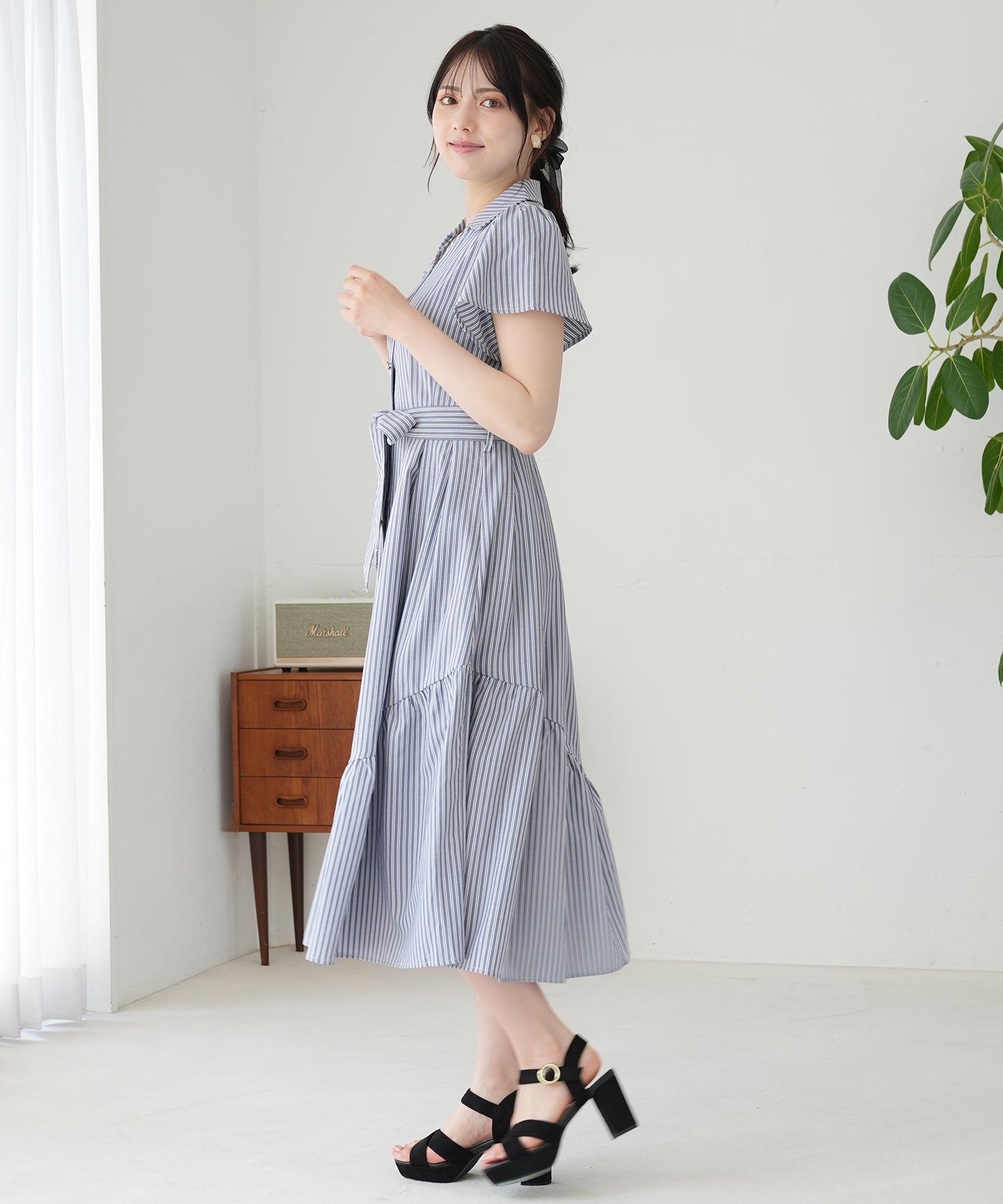 ホワイト×ブルー　model：164　着用サイズ：M