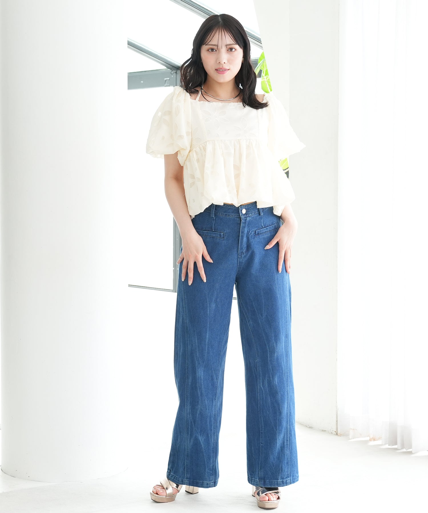 ホワイト　model：164　着用サイズ：M